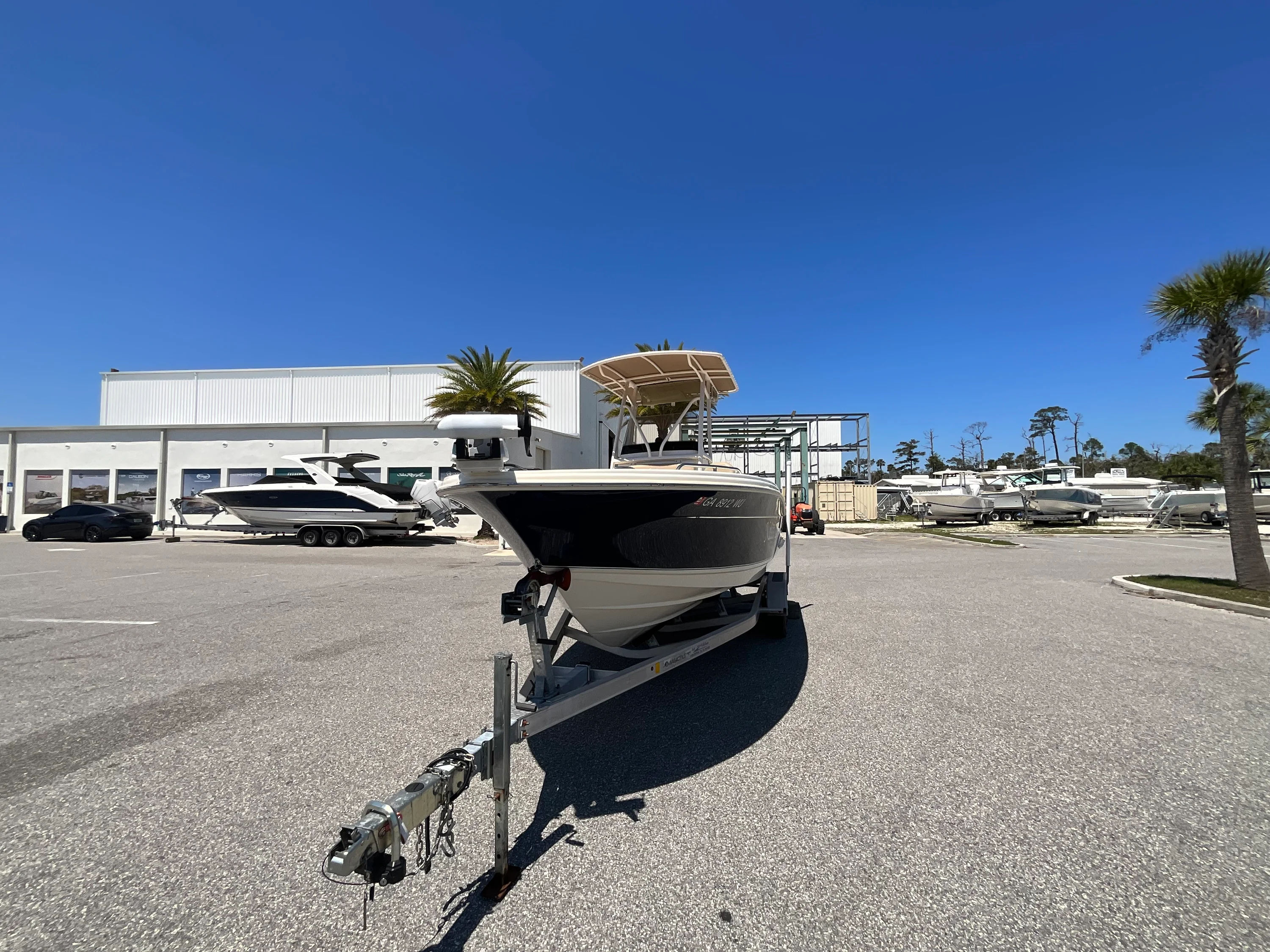 2022 Scout 215 XSF Image Thumbnail #3