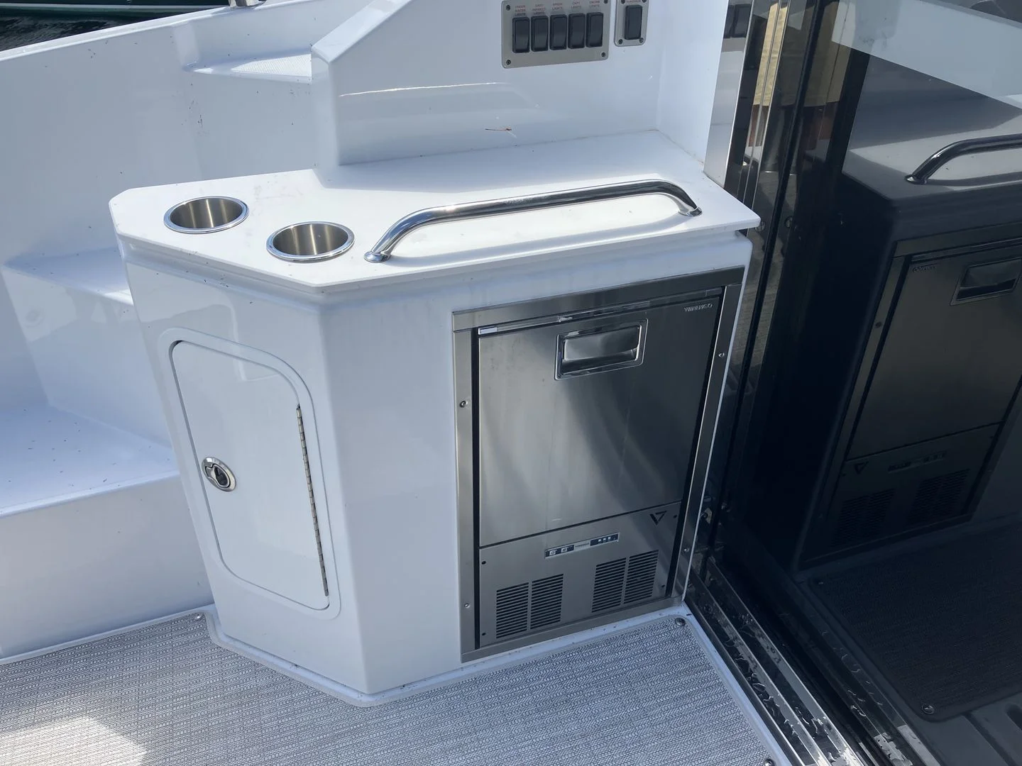 2026 Cruisers Yachts 42 Cantius Image Thumbnail #6