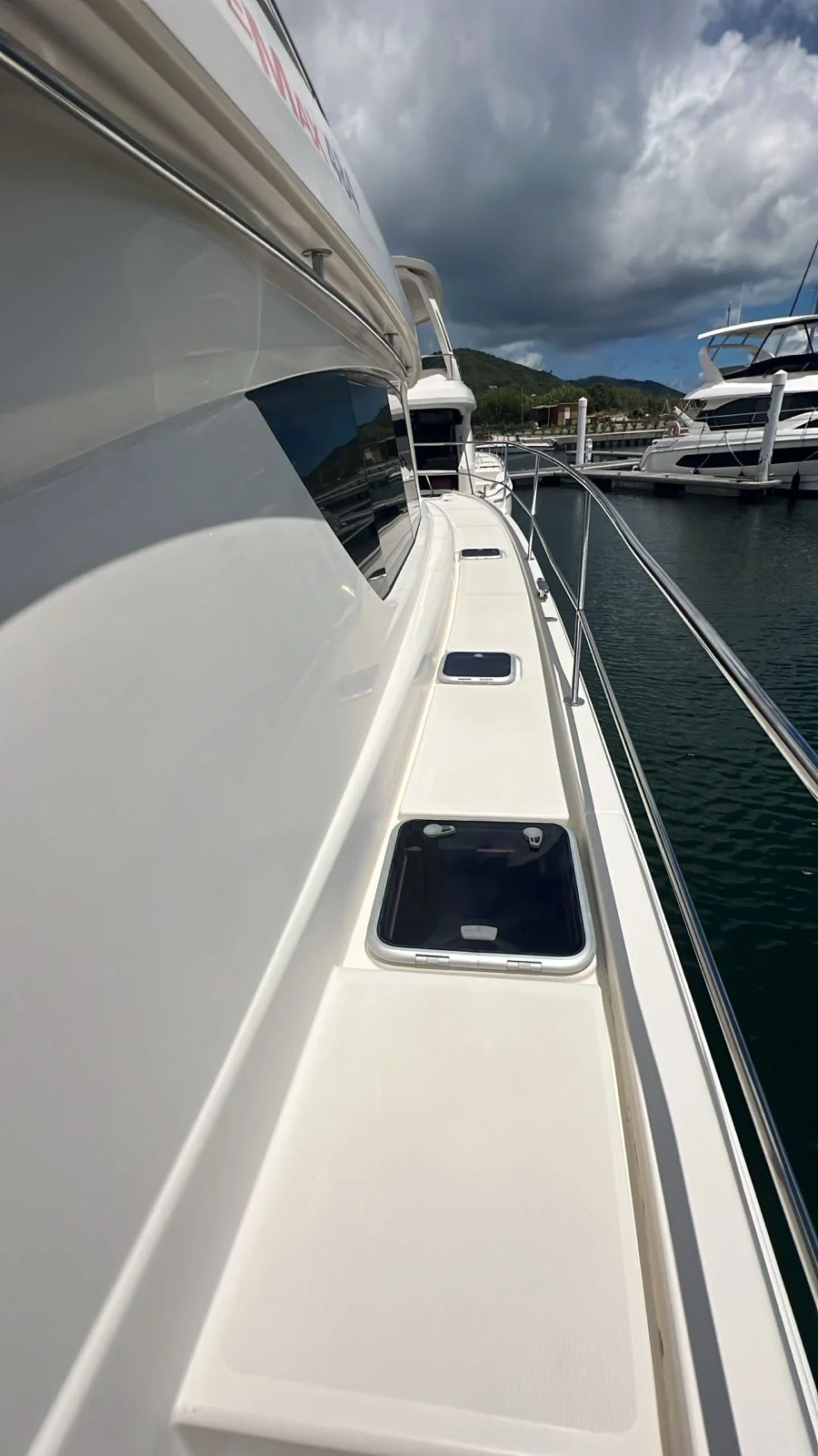 2017 Aquila 48 Image Thumbnail #6