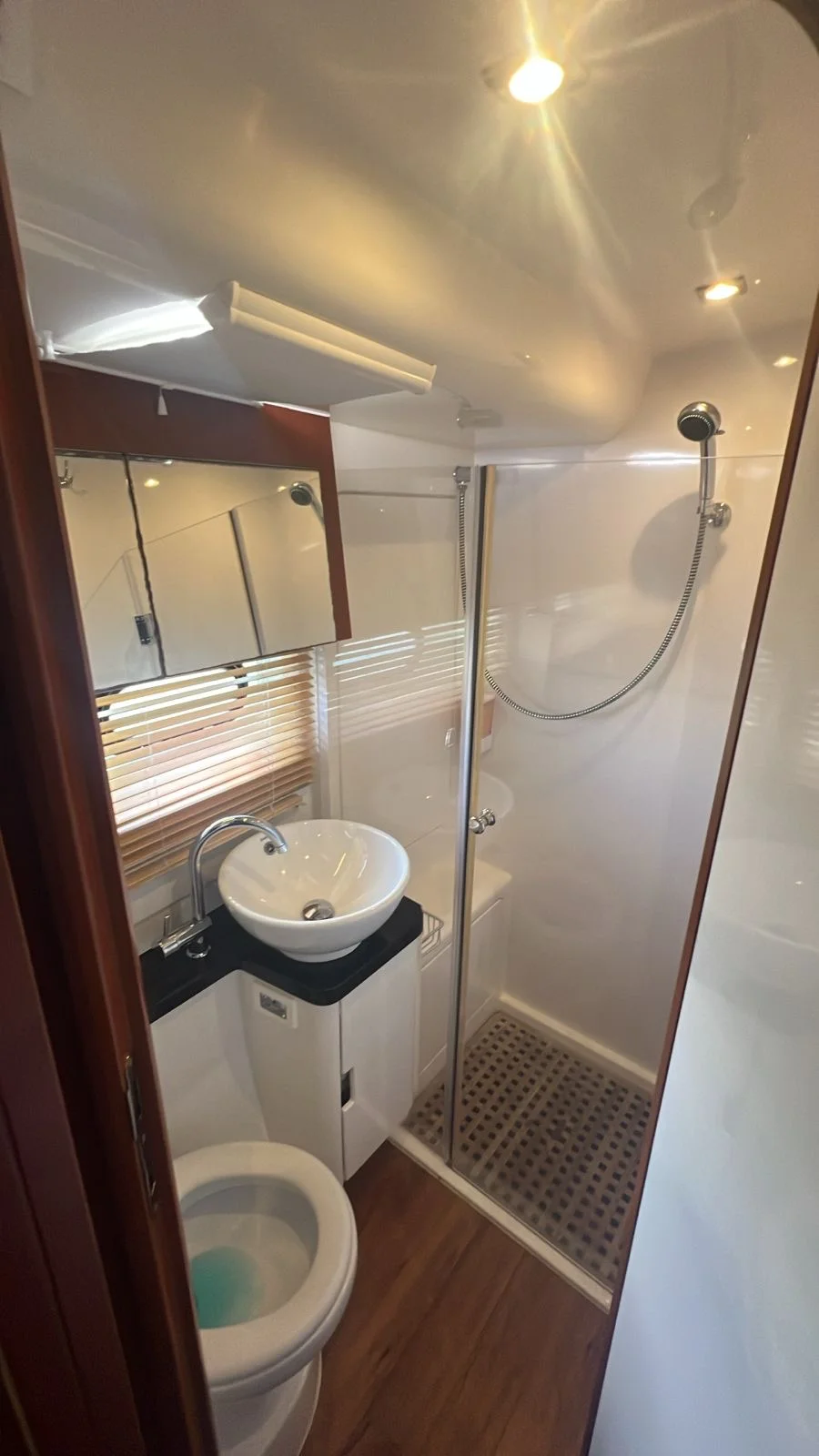 2017 Aquila 48 Image Thumbnail #14