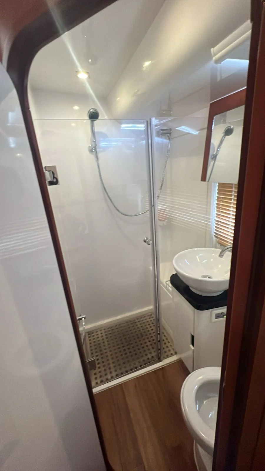 2017 Aquila 48 Image Thumbnail #17