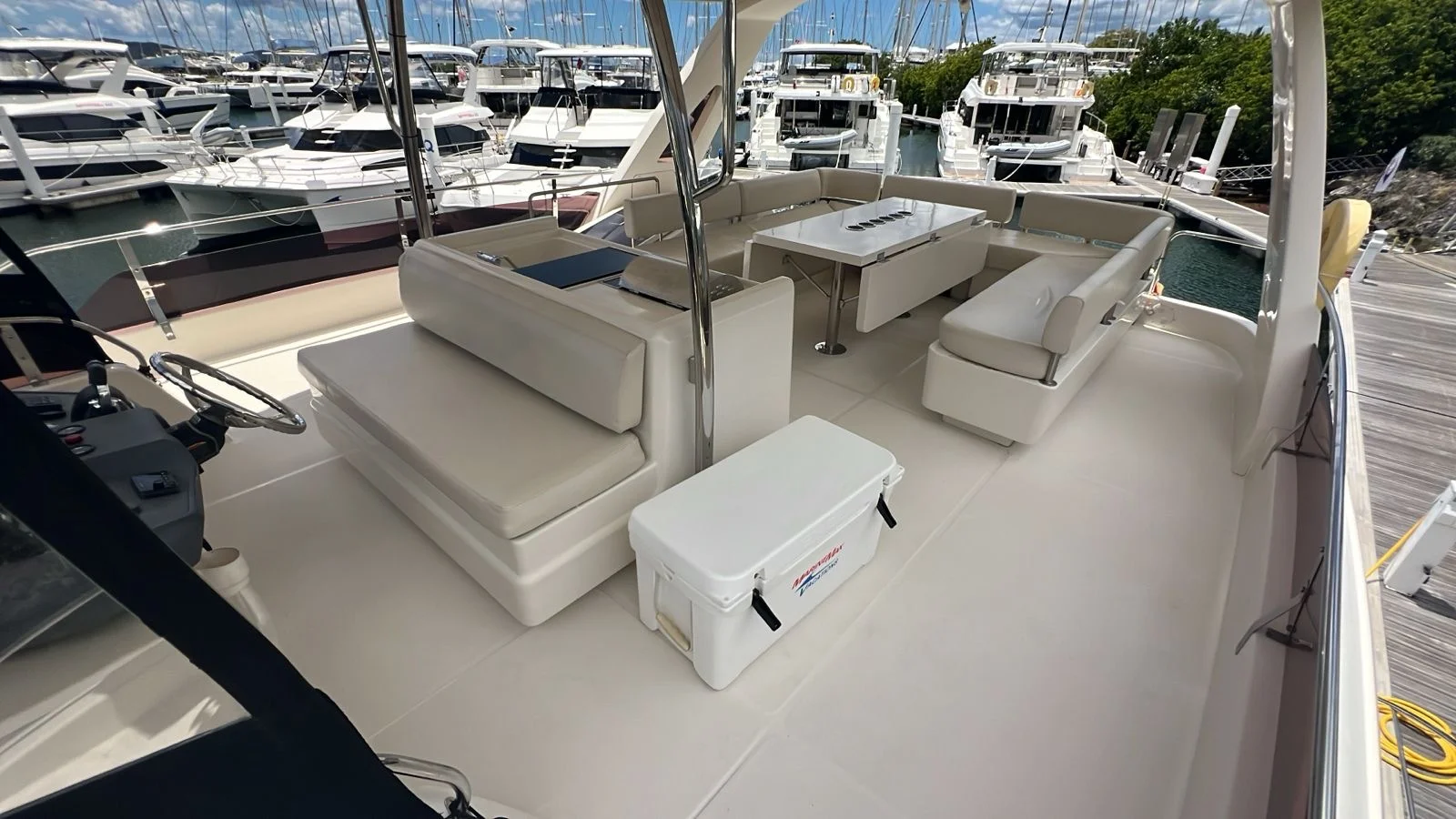 2017 Aquila 48 Image Thumbnail #9