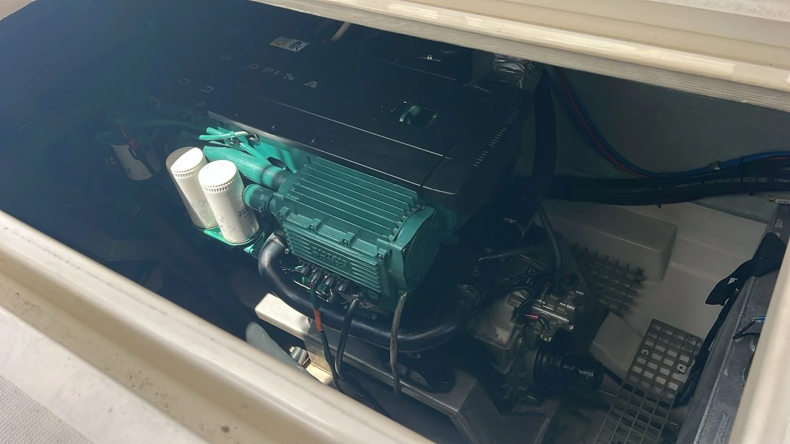 2017 Aquila 48 Image Thumbnail #5