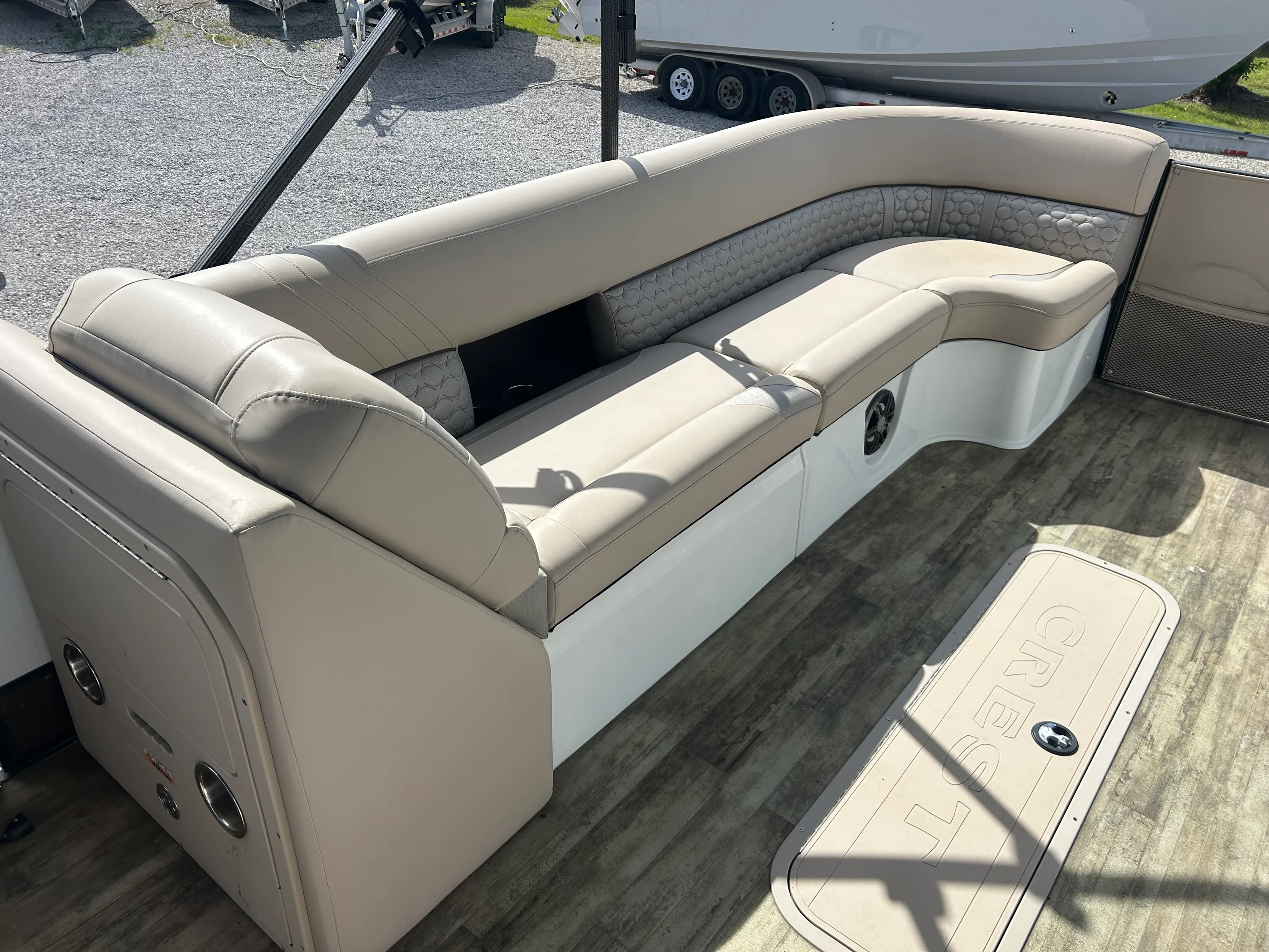 2021 Crest 250 CARIBBEAN PLATINUM Image Thumbnail #15