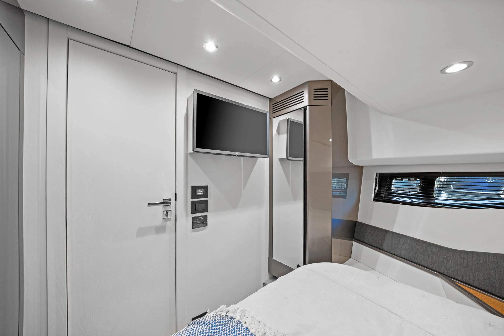 2024 Azimut VERVE 48 Image Thumbnail #55