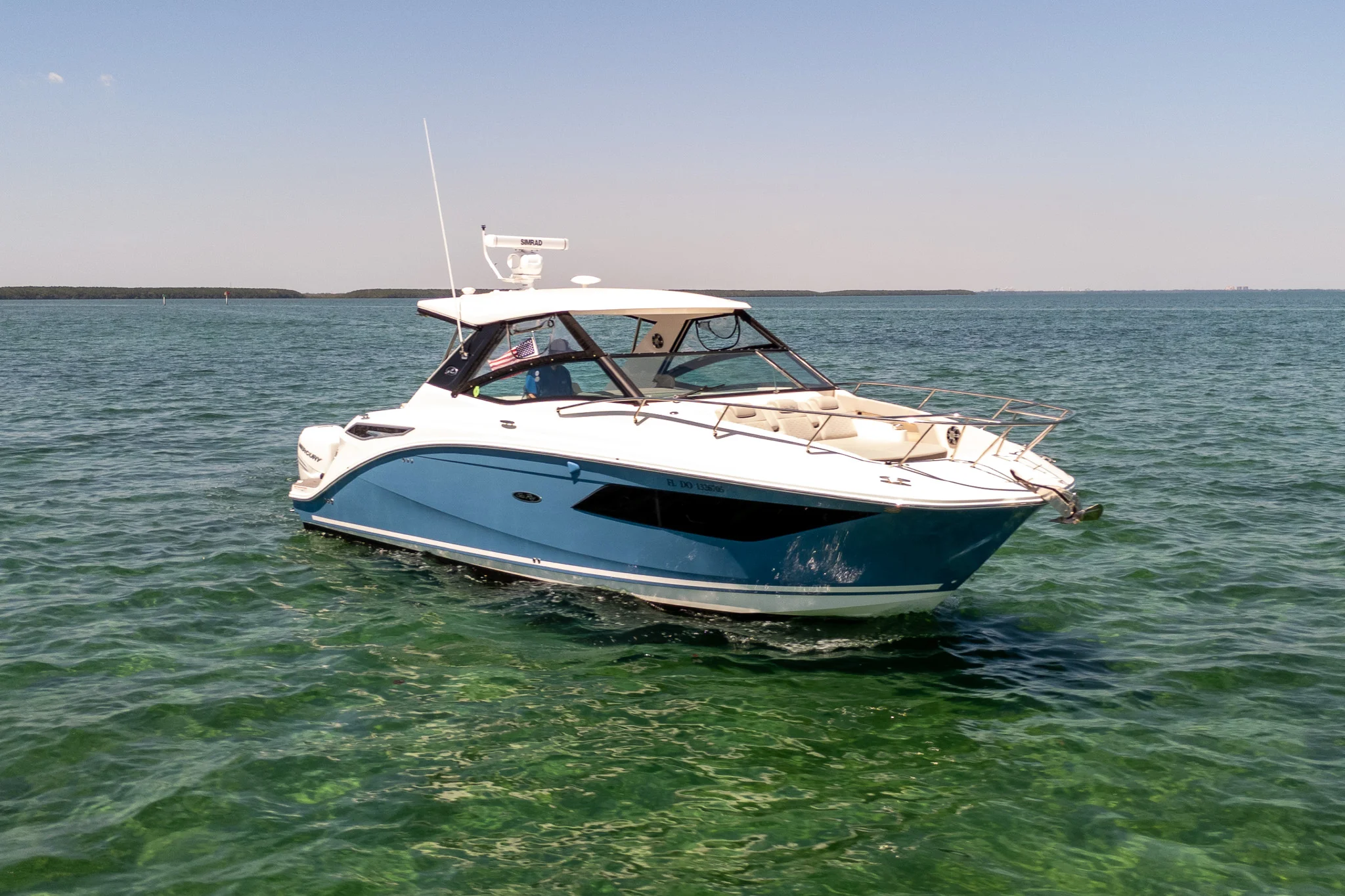 2020 Sea Ray 320 DA OB Image Thumbnail #7
