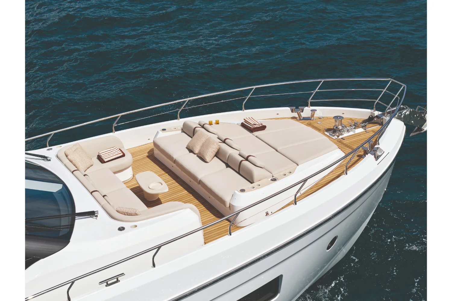 2027 Azimut Fly 82 Image Thumbnail #6