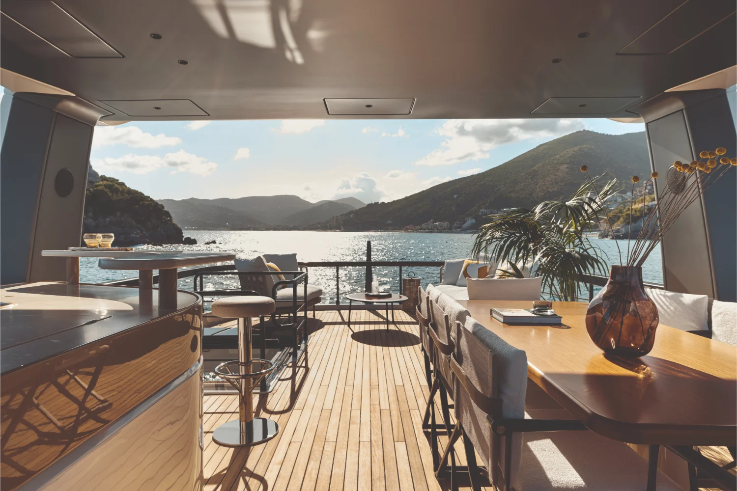 2027 Azimut Fly 82 Image Thumbnail #12