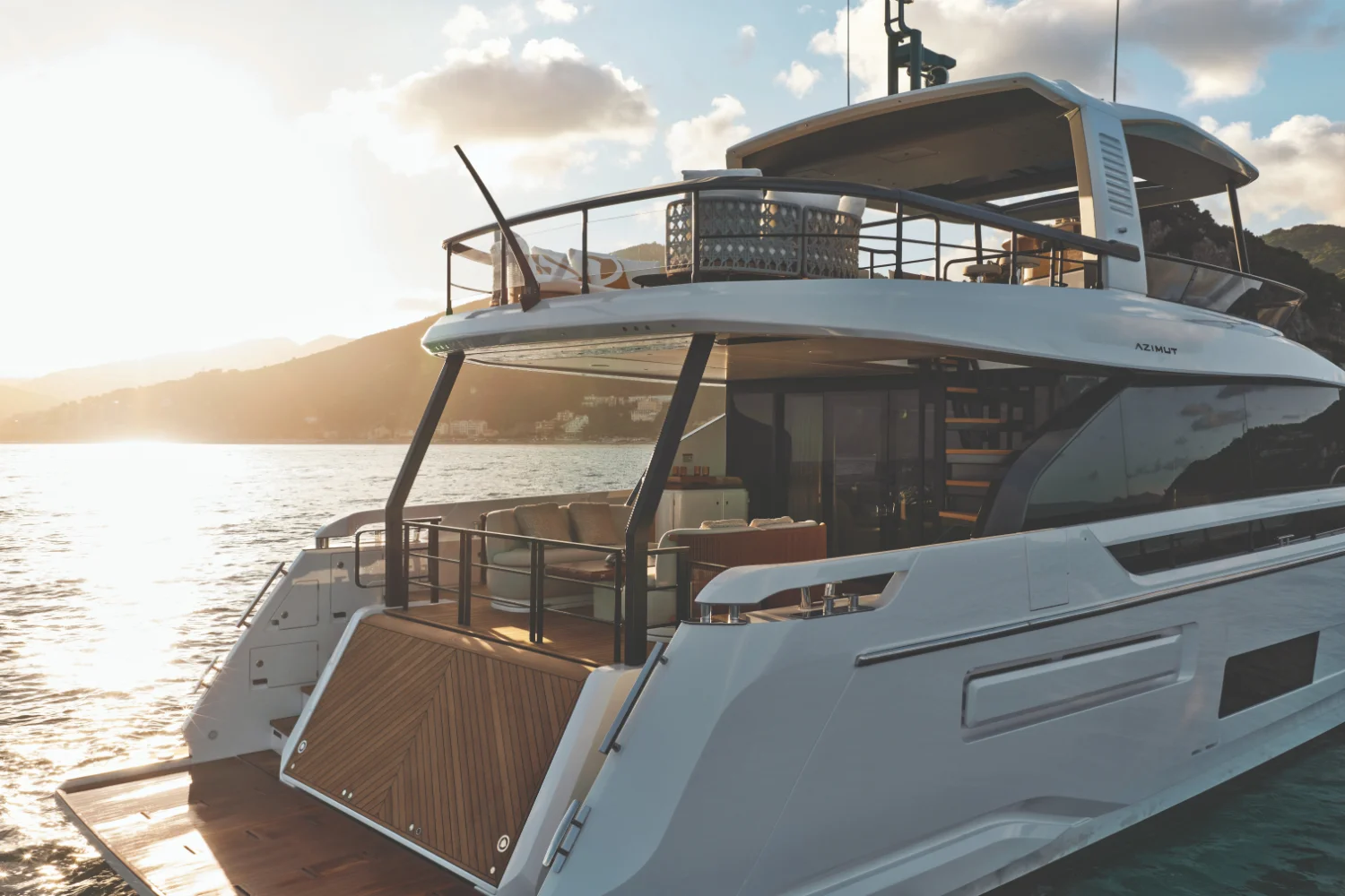 2027 Azimut Fly 82 Image Thumbnail #17