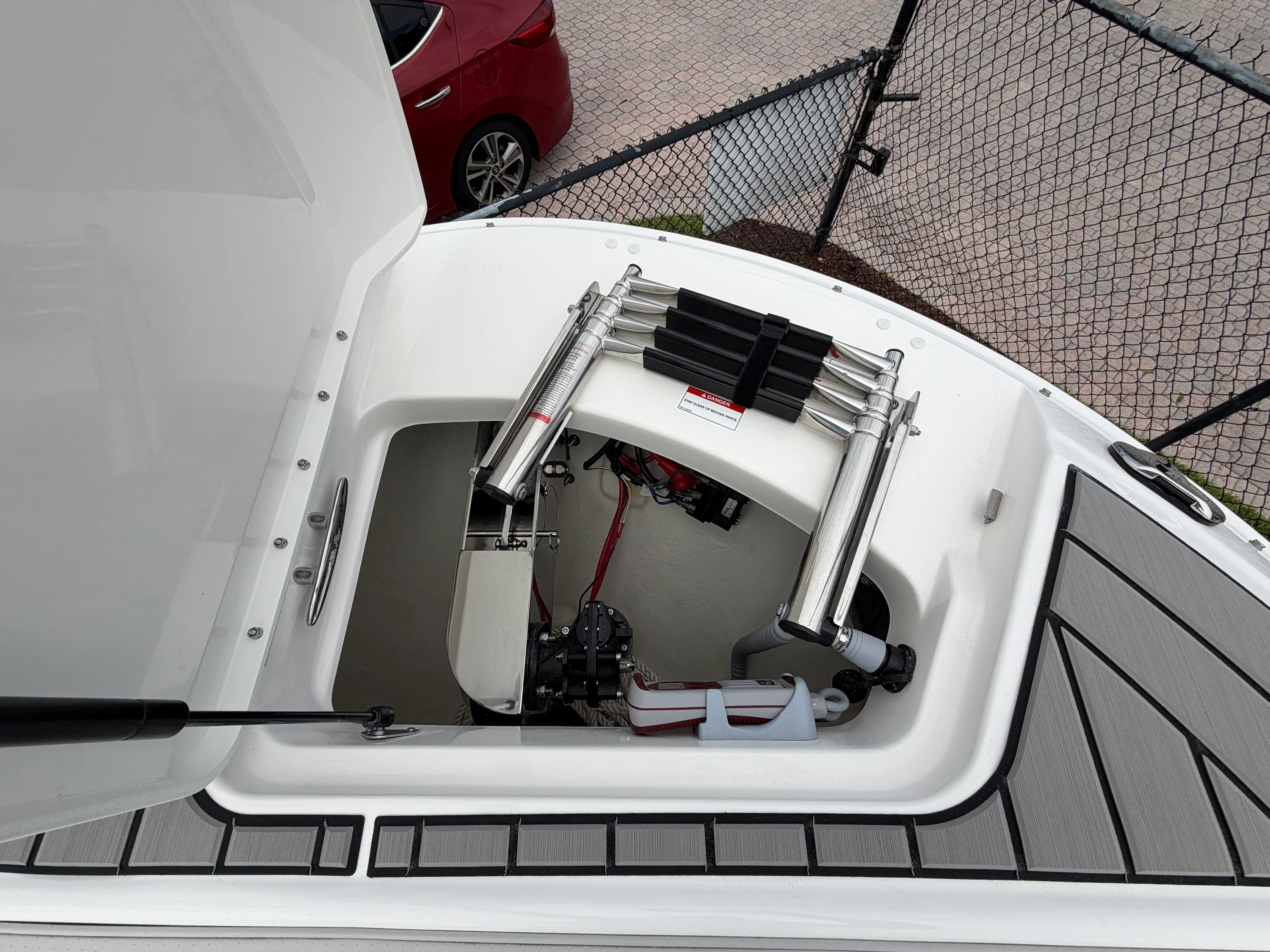 2026 Sea Ray SDX 270 Outboard Image Thumbnail #24