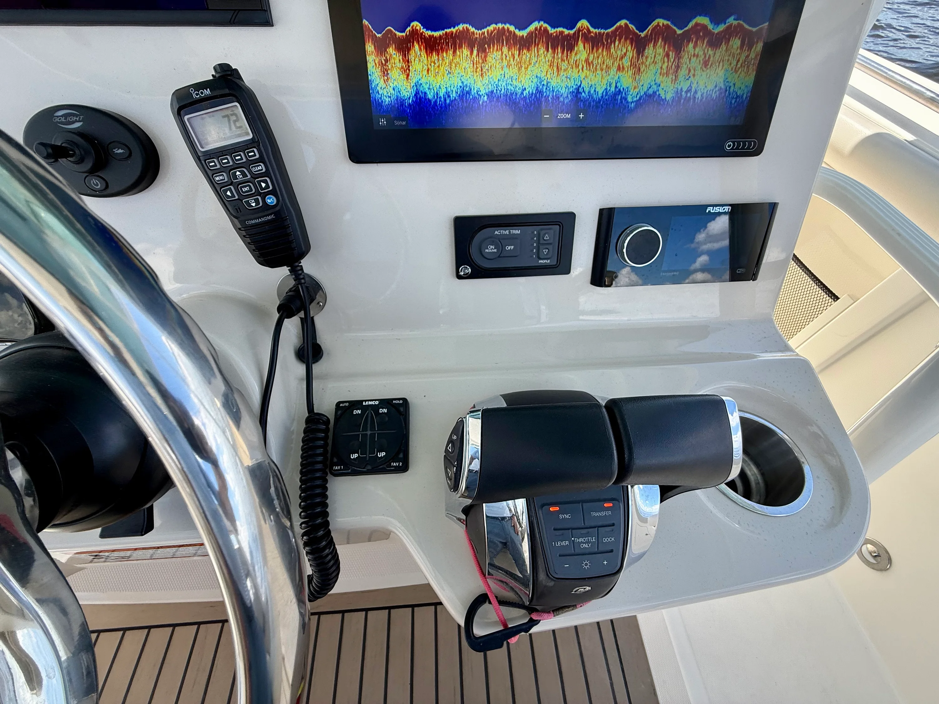 2022 Boston Whaler 350 OUTRAGE Image Thumbnail #30