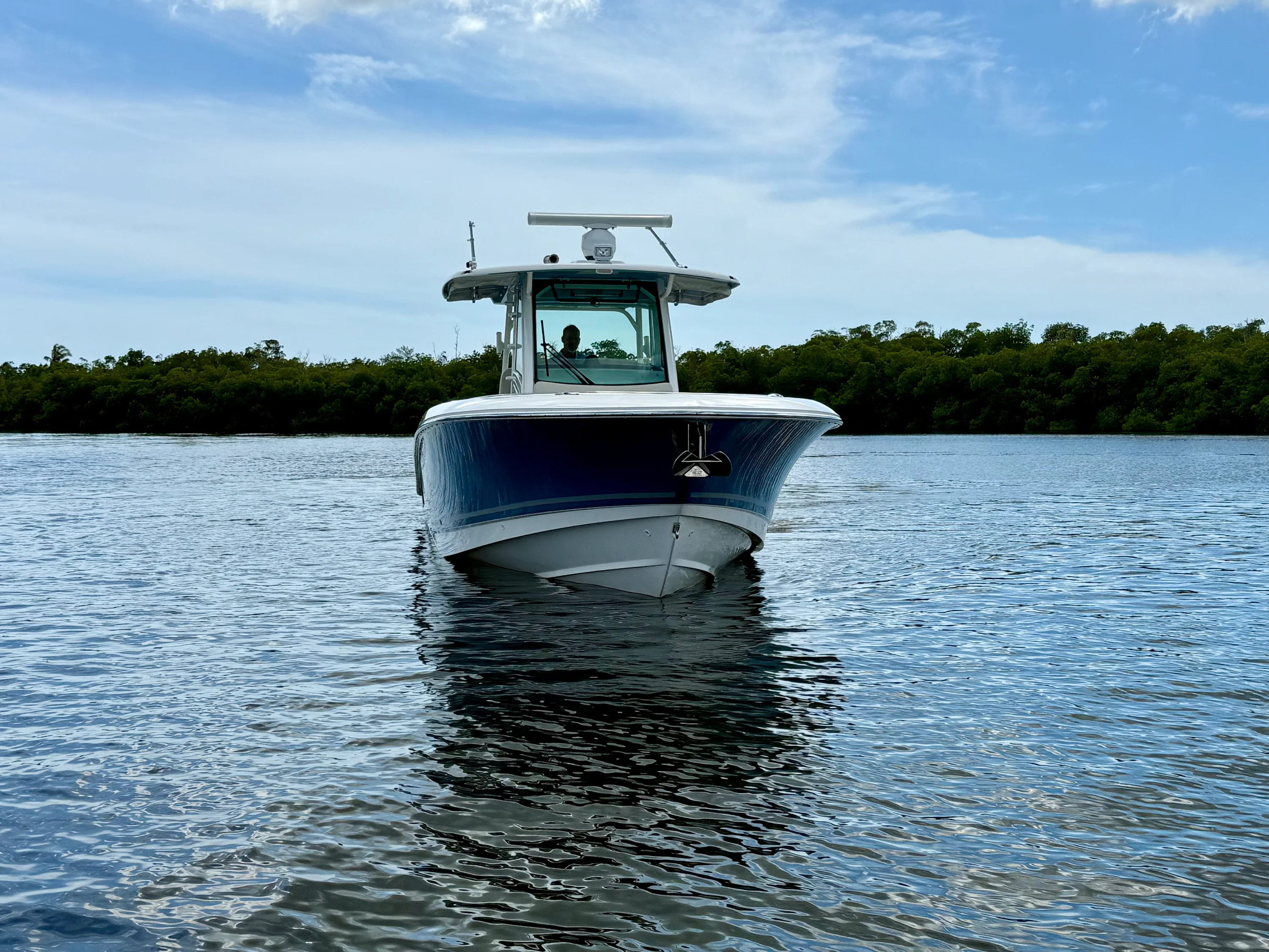 2022 Boston Whaler 350 OUTRAGE Image Thumbnail #8