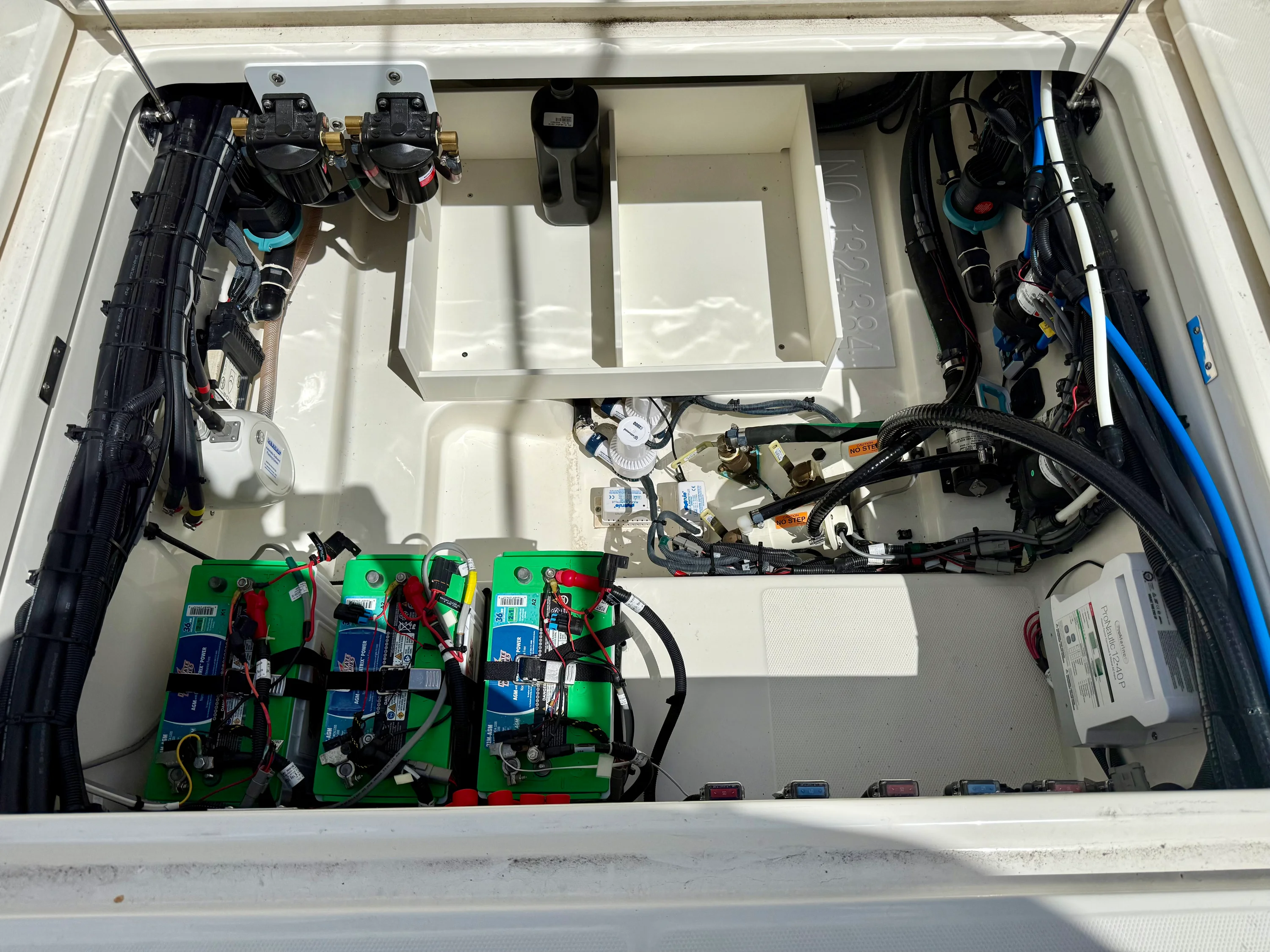 2022 Boston Whaler 350 OUTRAGE Image Thumbnail #14