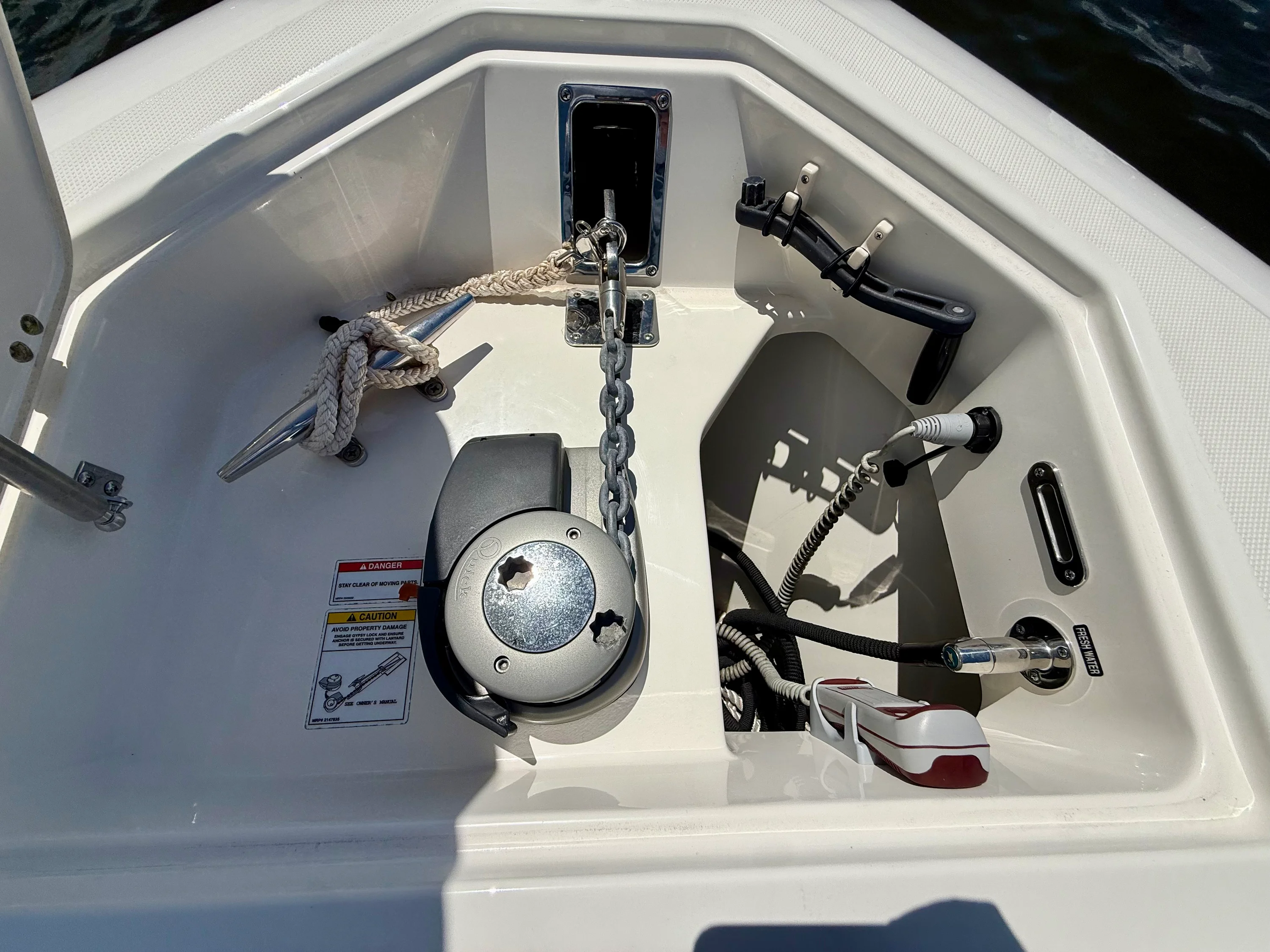 2022 Boston Whaler 350 OUTRAGE Image Thumbnail #42