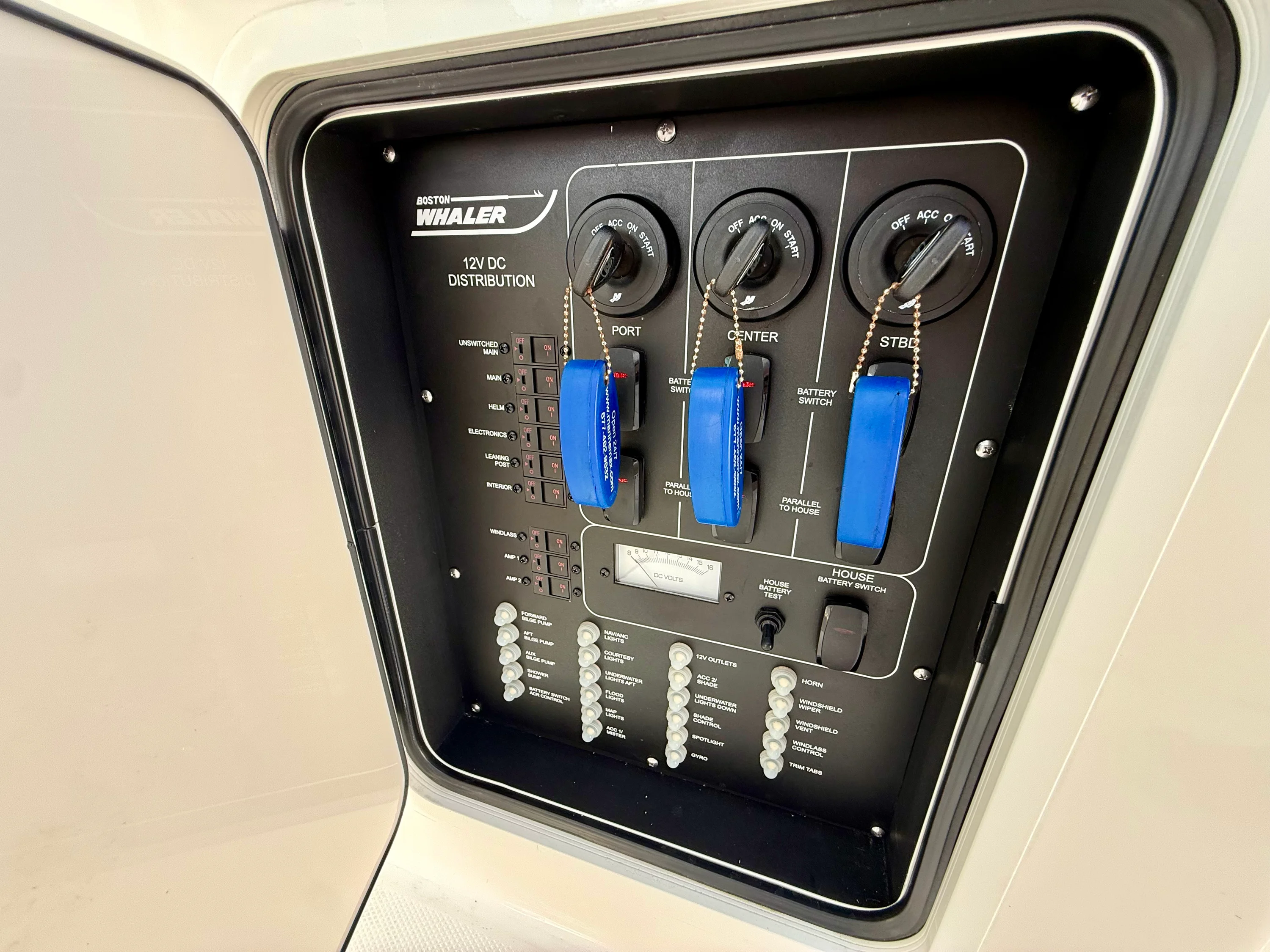 2022 Boston Whaler 350 OUTRAGE Image Thumbnail #27