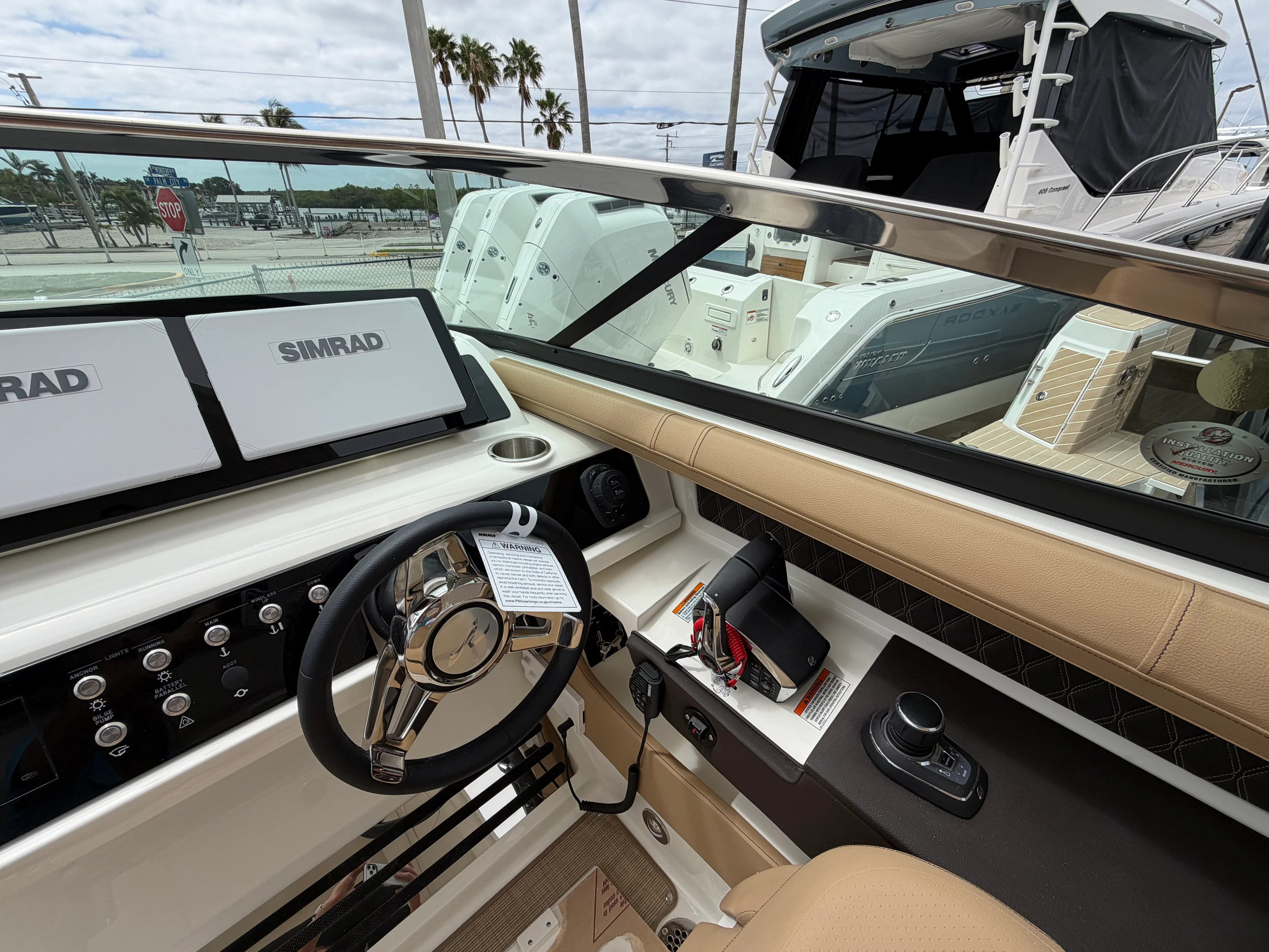 2026 Sea Ray SLX 310 Outboard Image Thumbnail #25