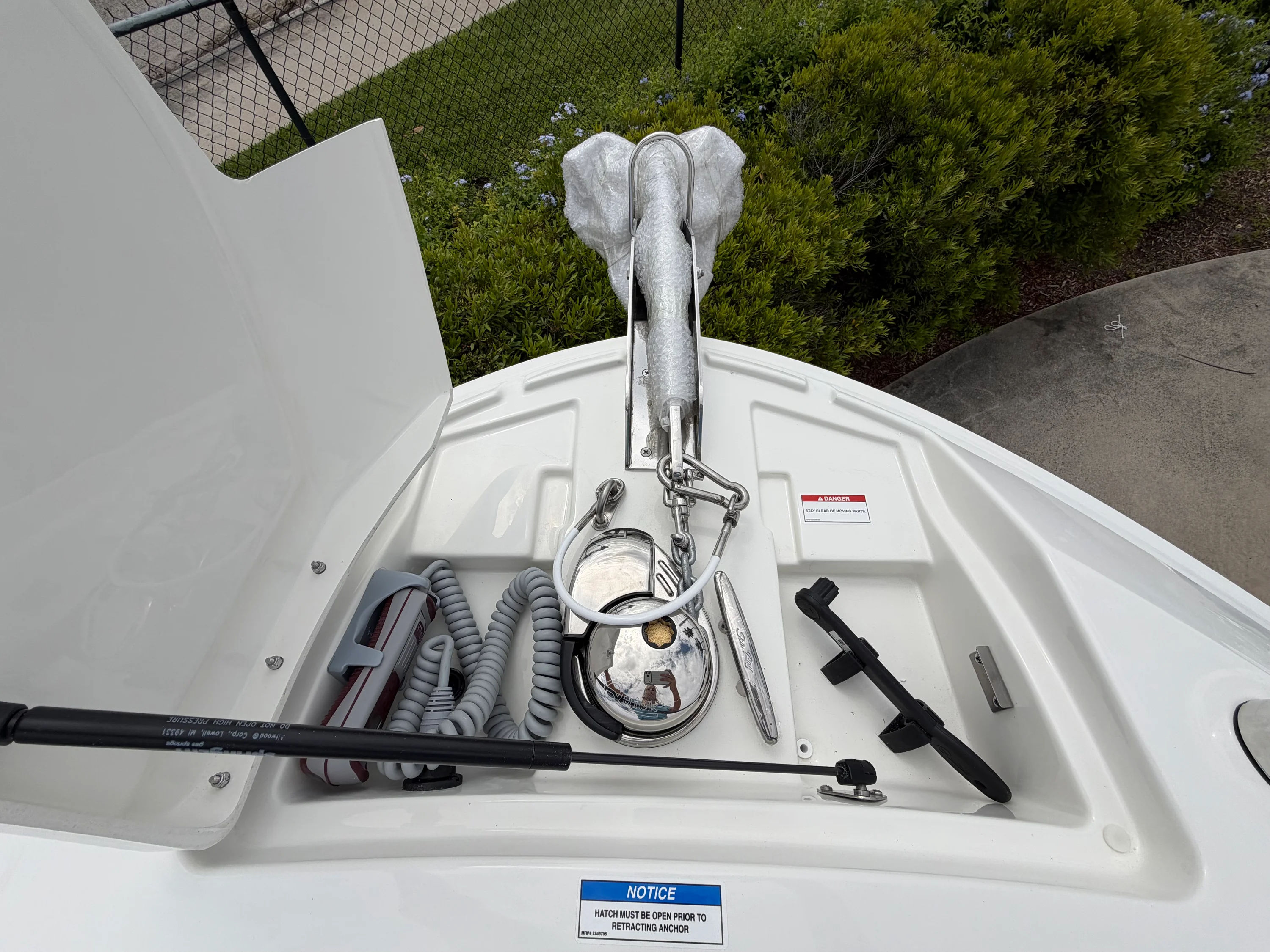 2026 Sea Ray SLX 310 Outboard Image Thumbnail #43