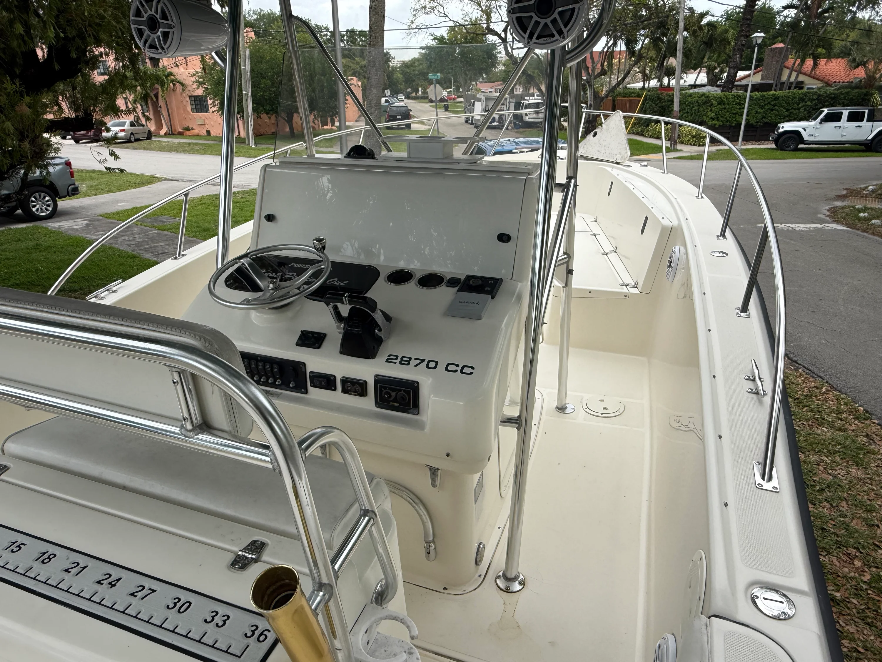 1999 Pursuit 2870 CENTER CONSOLE Image Thumbnail #13
