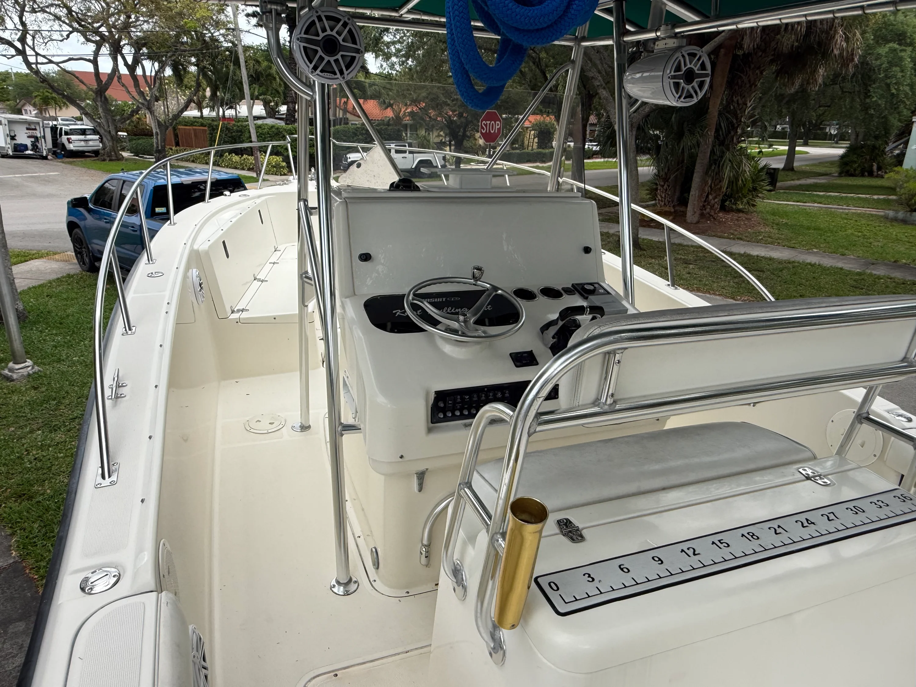 1999 Pursuit 2870 CENTER CONSOLE Image Thumbnail #12
