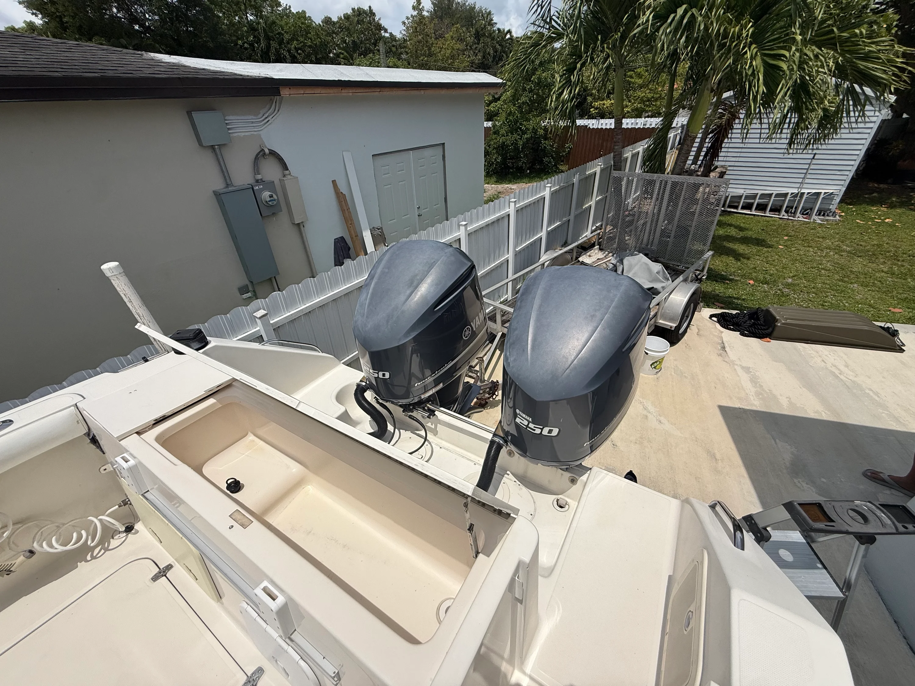 1999 Pursuit 2870 CENTER CONSOLE Image Thumbnail #14