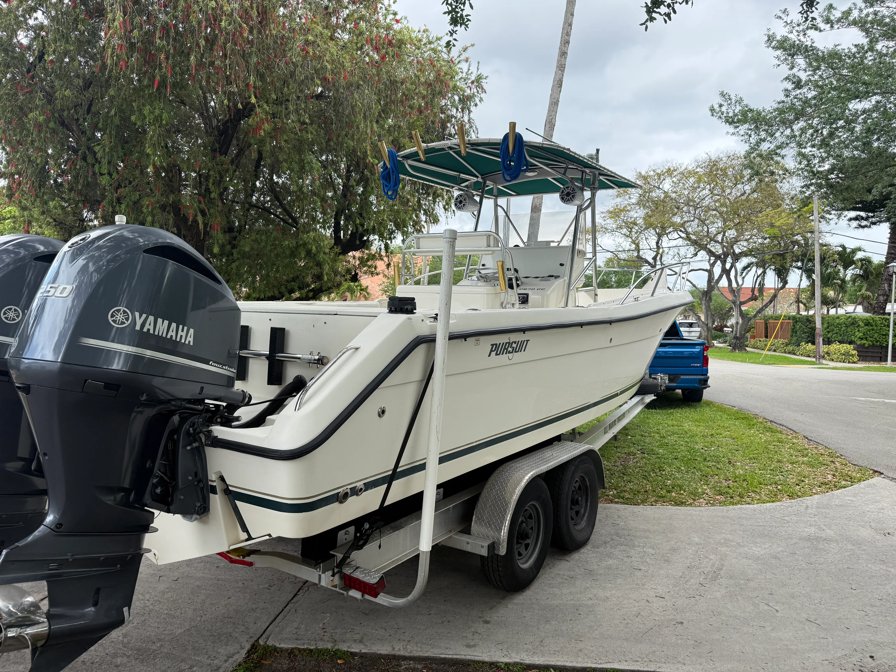 1999 Pursuit 2870 CENTER CONSOLE Image Thumbnail #1
