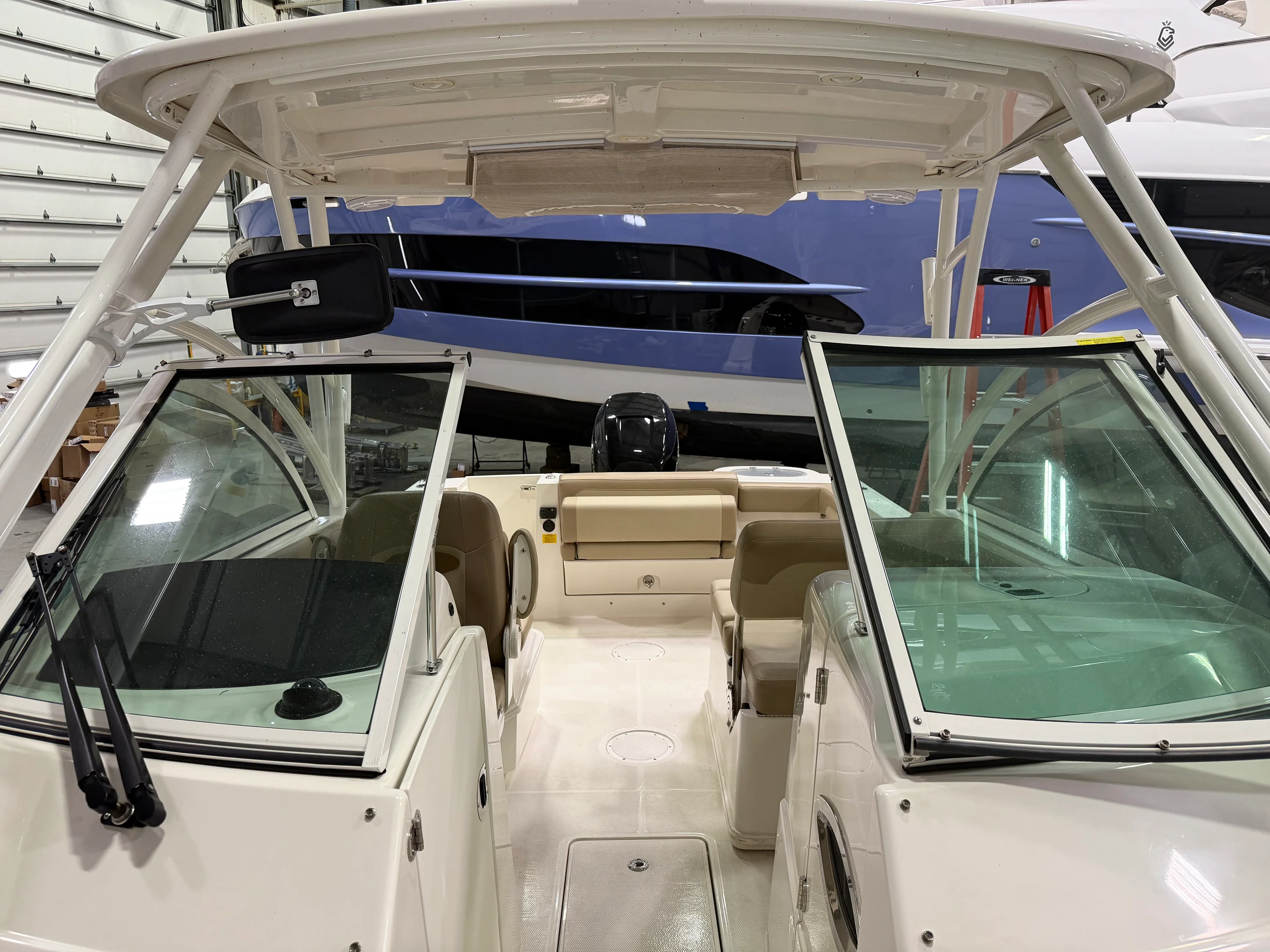 2018 Sailfish 245 DC Image Thumbnail #12