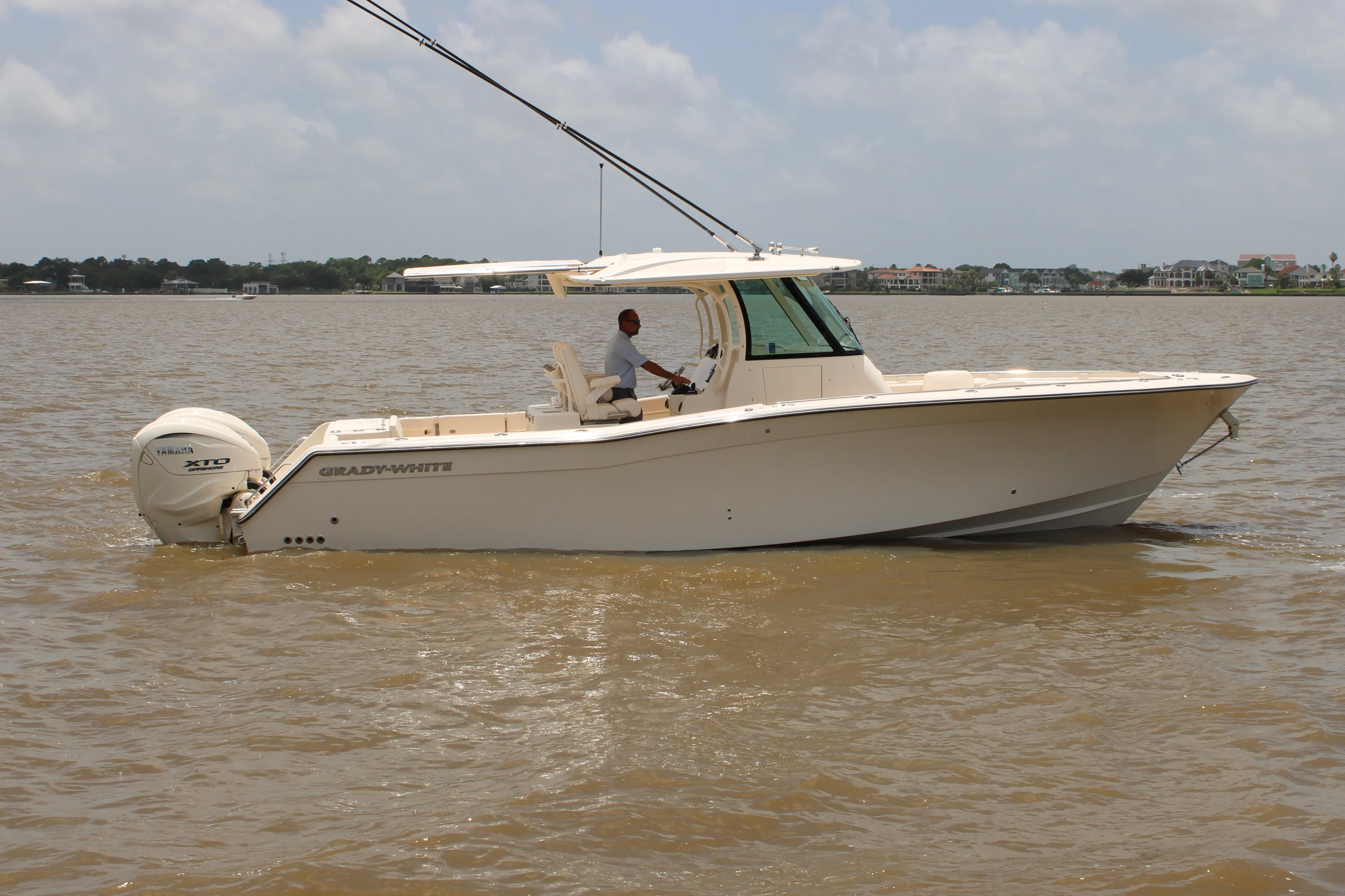 2027 Grady-White 336CAN Image Thumbnail #4