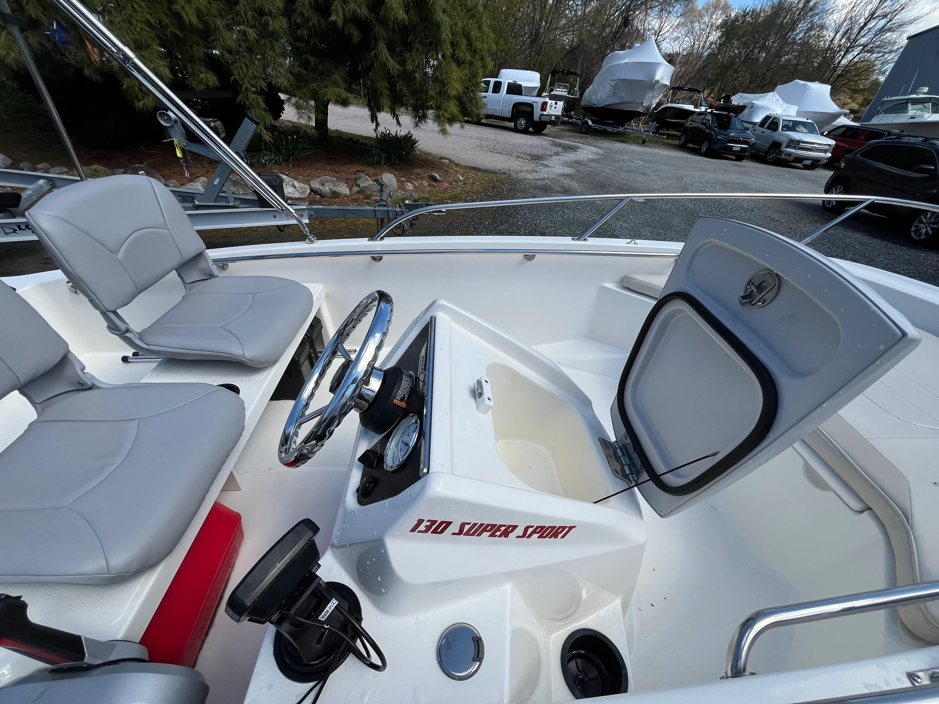 2019 Boston Whaler 130 SUPER SPORT Image Thumbnail #4