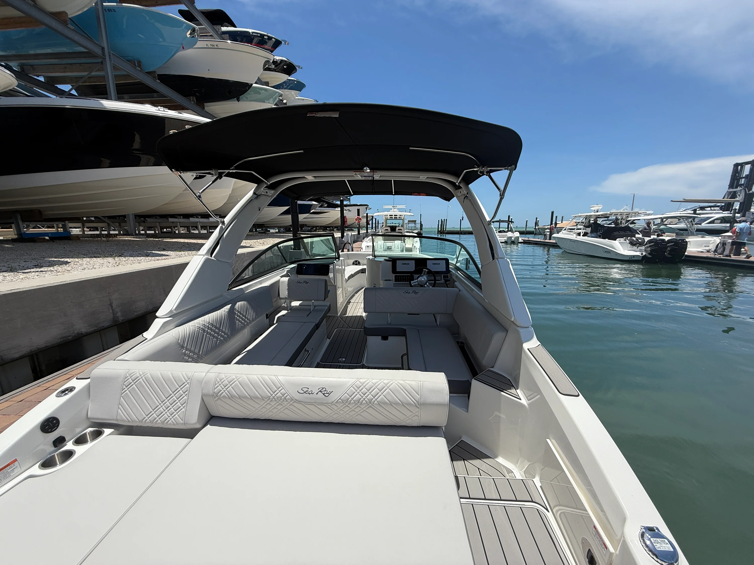 2026 Sea Ray SDX 270 Outboard Image Thumbnail #26
