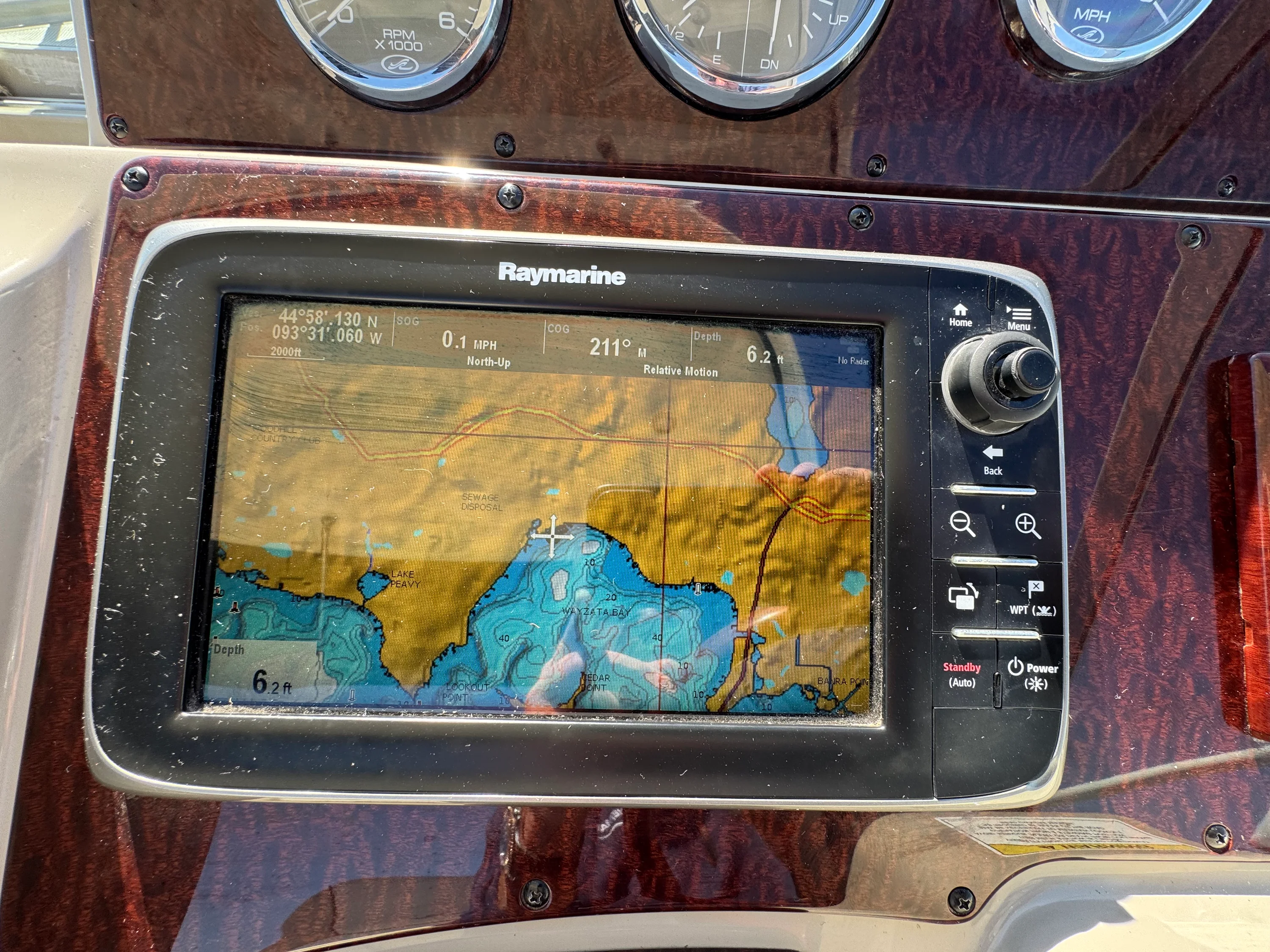 2012 Sea Ray 330 SUNDANCER Image Thumbnail #12