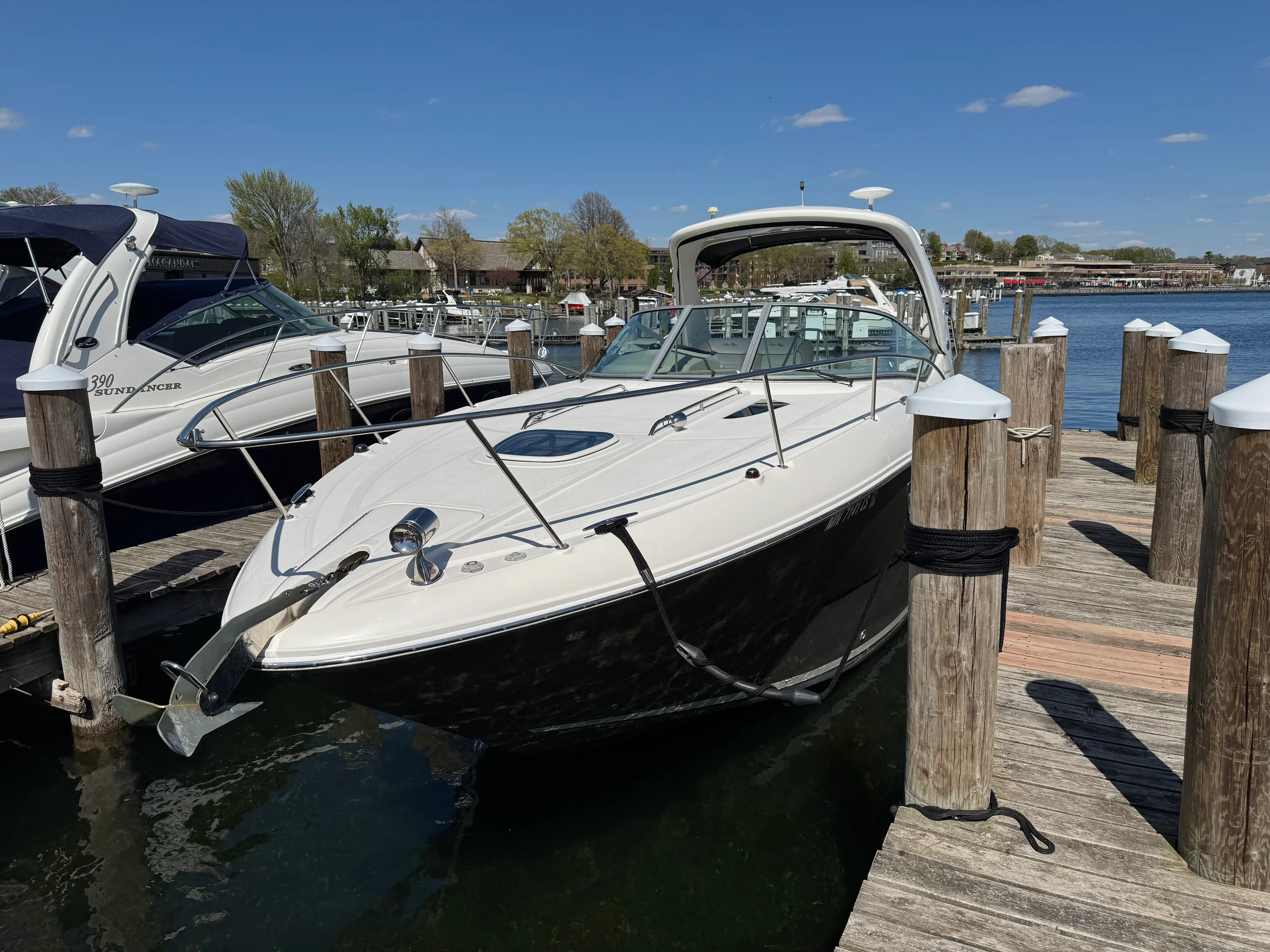 2012 Sea Ray 330 SUNDANCER Image Thumbnail #1