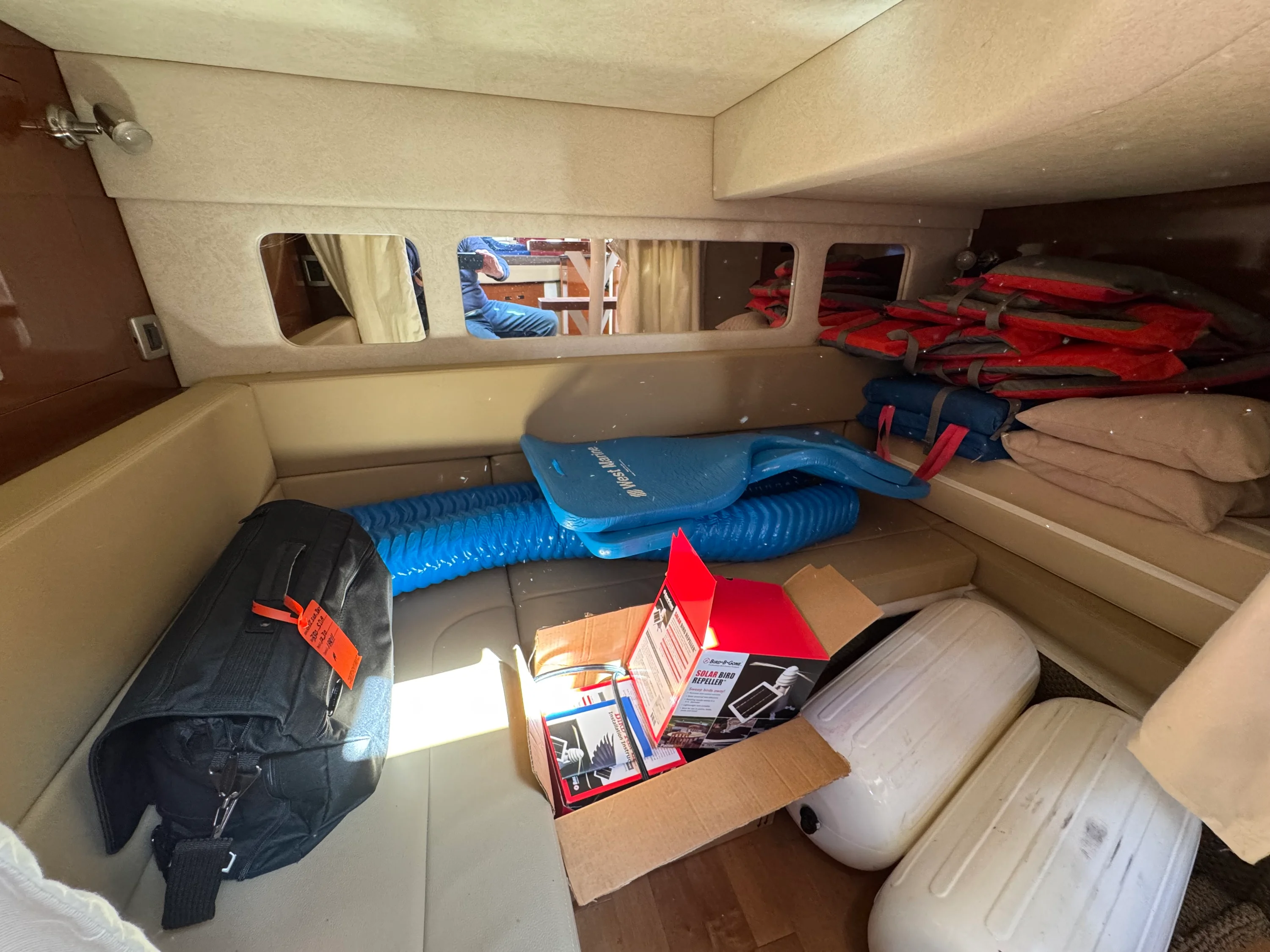 2012 Sea Ray 330 SUNDANCER Image Thumbnail #14