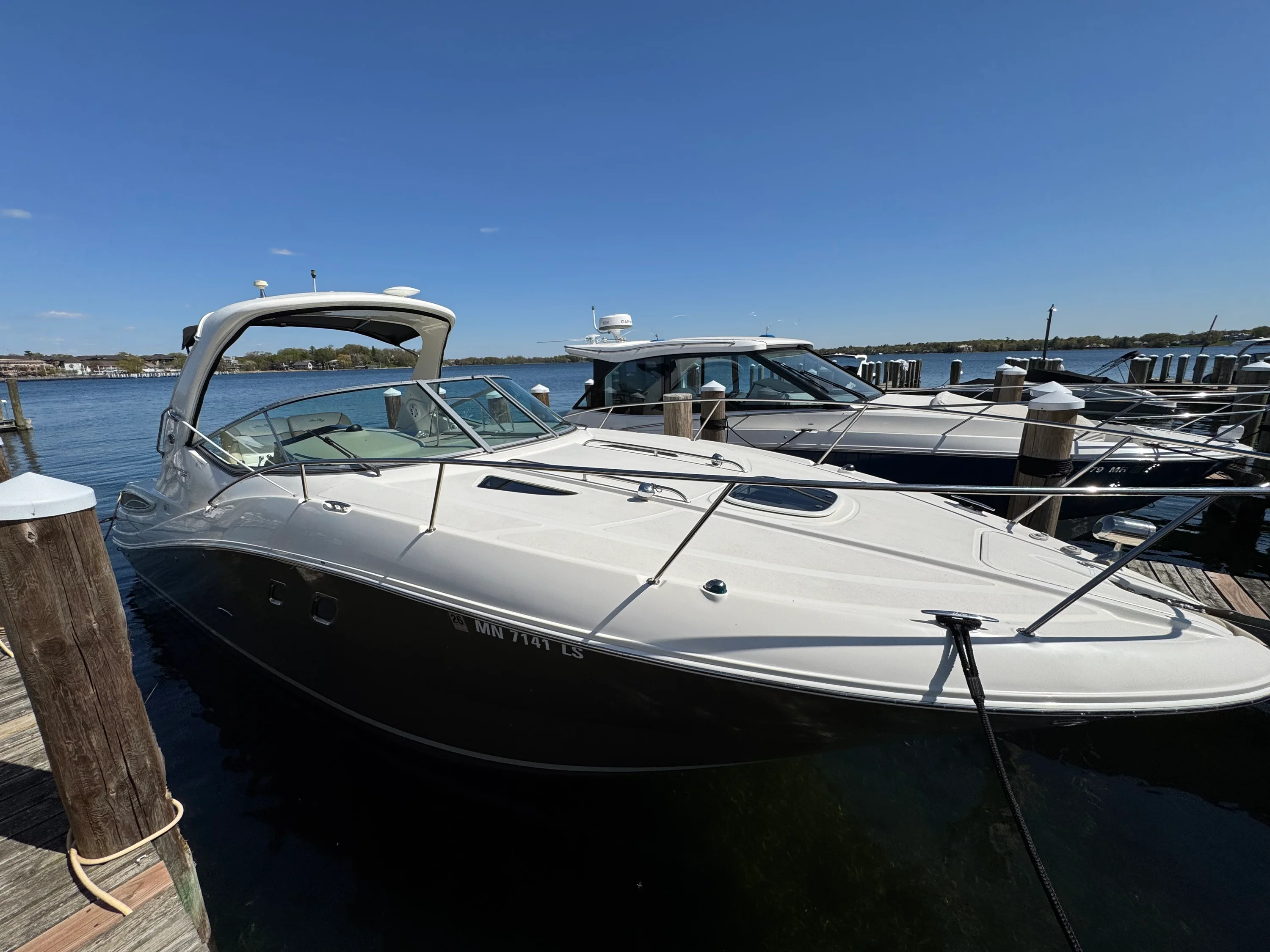 2012 Sea Ray 330 SUNDANCER Image Thumbnail #3