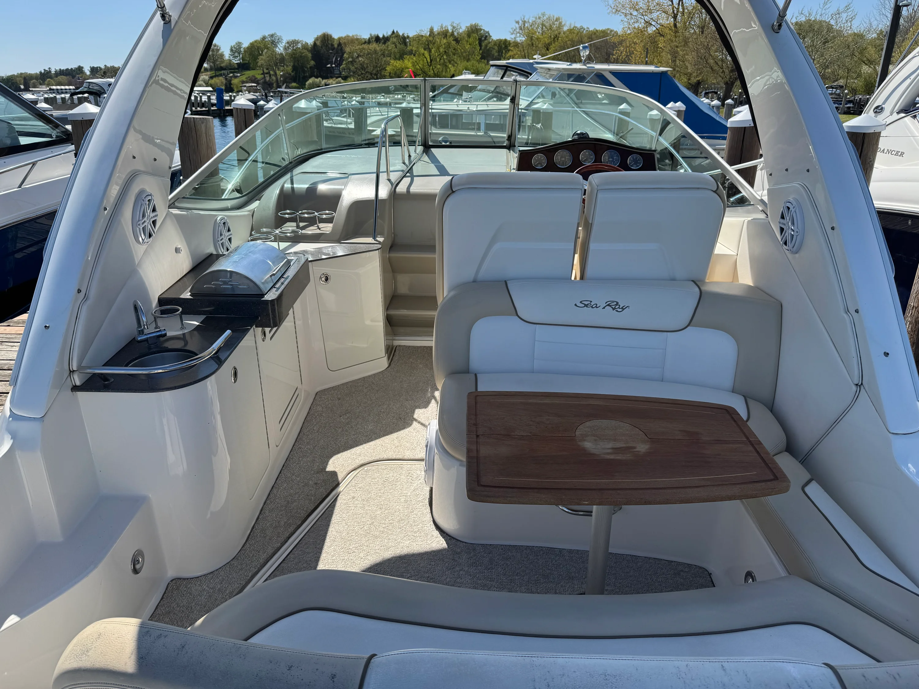 2012 Sea Ray 330 SUNDANCER Image Thumbnail #6