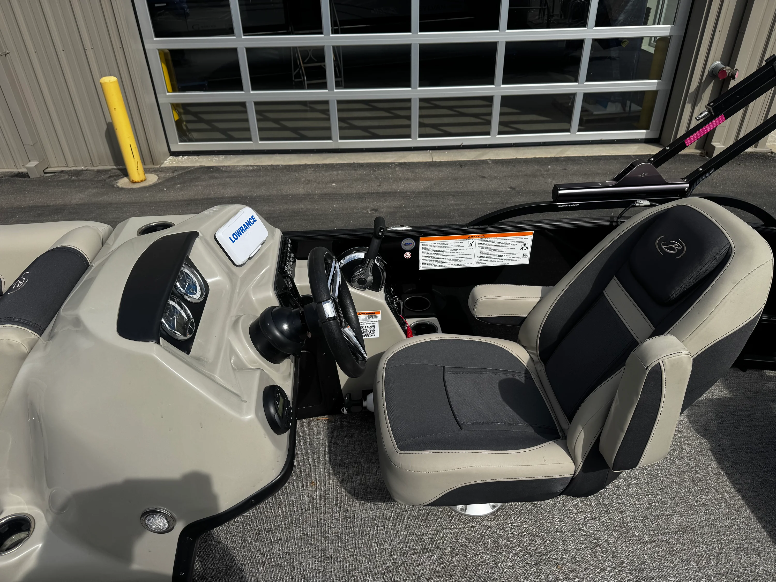 2022 Barletta C22UC Image Thumbnail #11