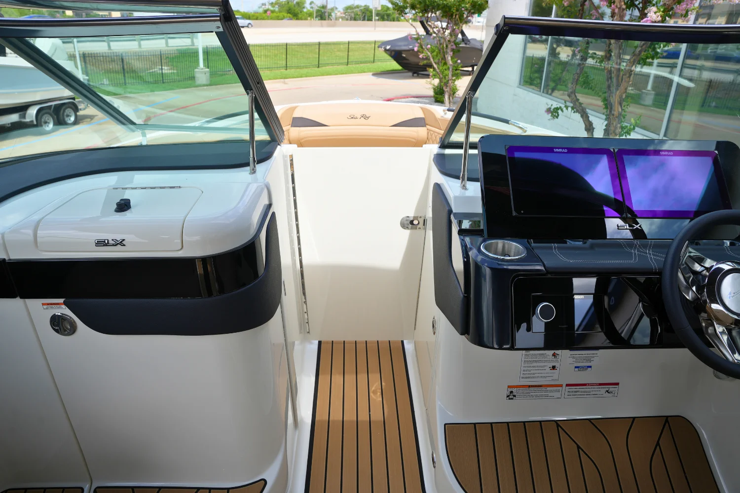 2026 Sea Ray SLX 280 Image Thumbnail #40