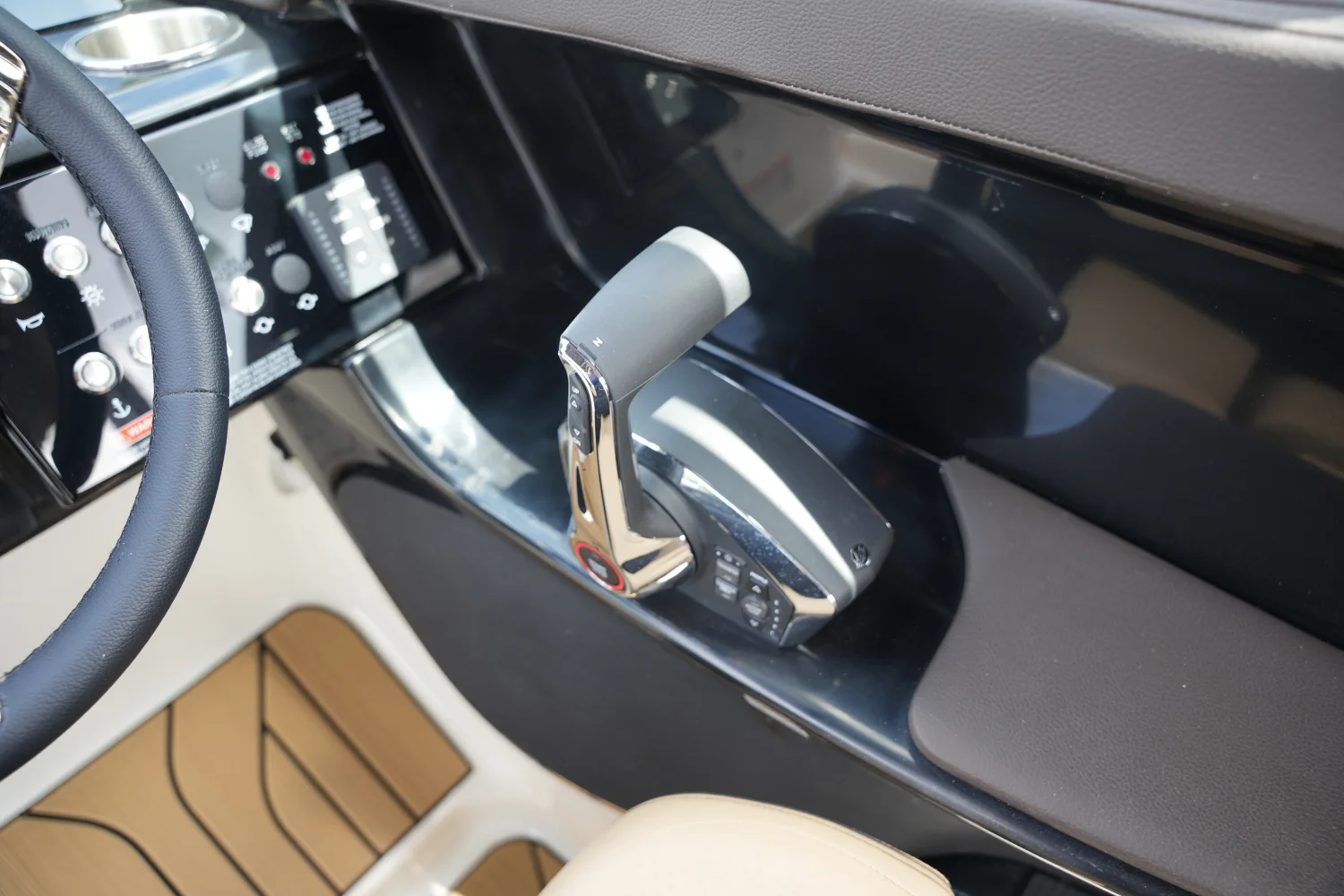 2026 Sea Ray SLX 280 Image Thumbnail #33