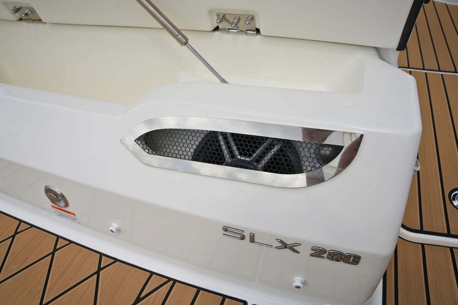 2026 Sea Ray SLX 280 Image Thumbnail #8