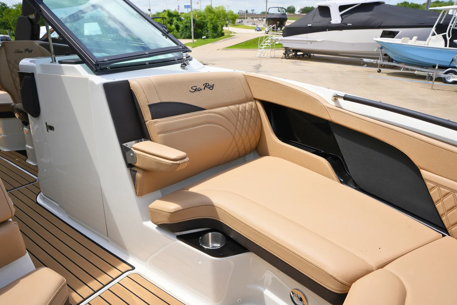 2026 Sea Ray SLX 280 Image Thumbnail #44