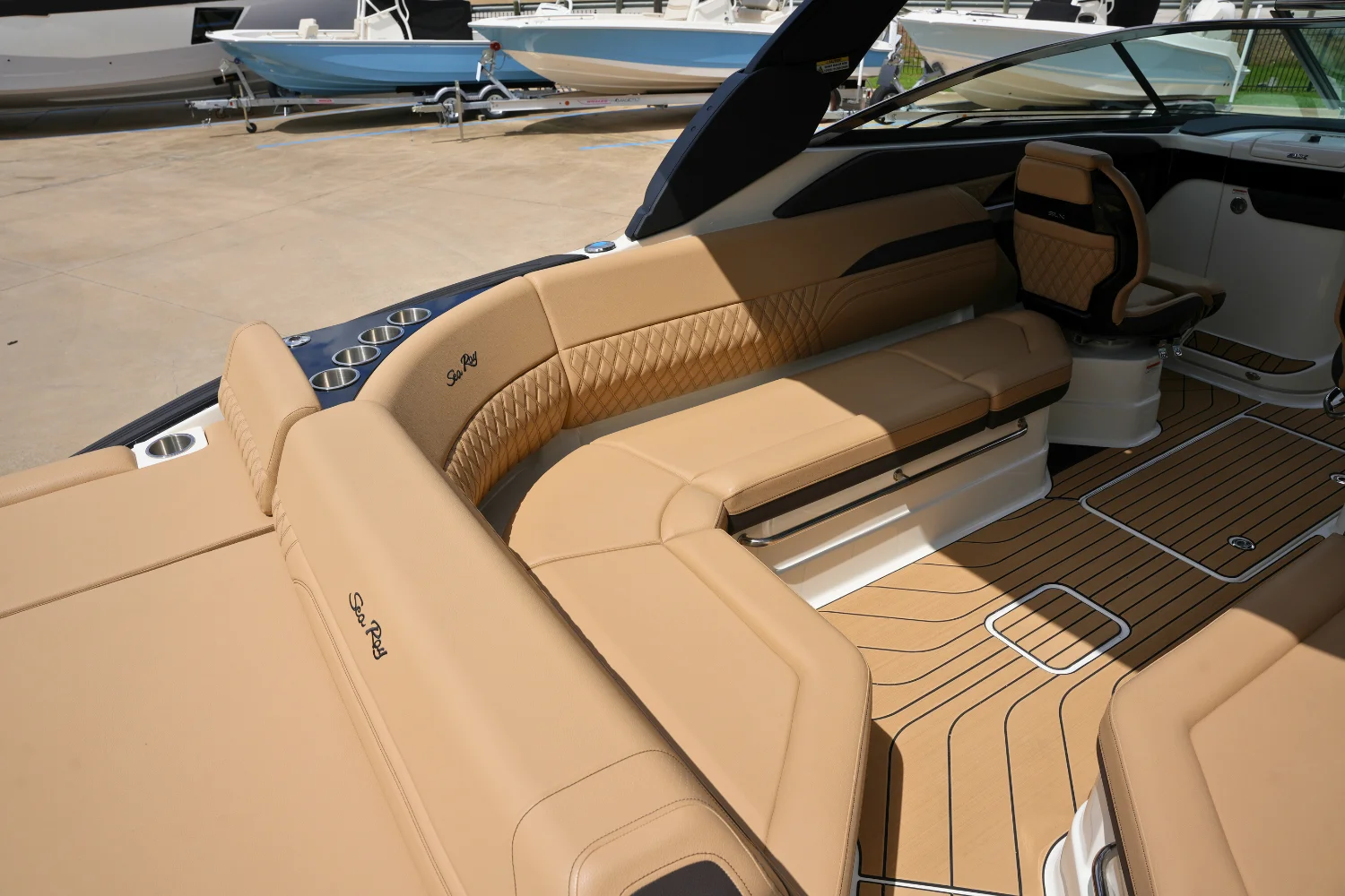 2026 Sea Ray SLX 280 Image Thumbnail #12