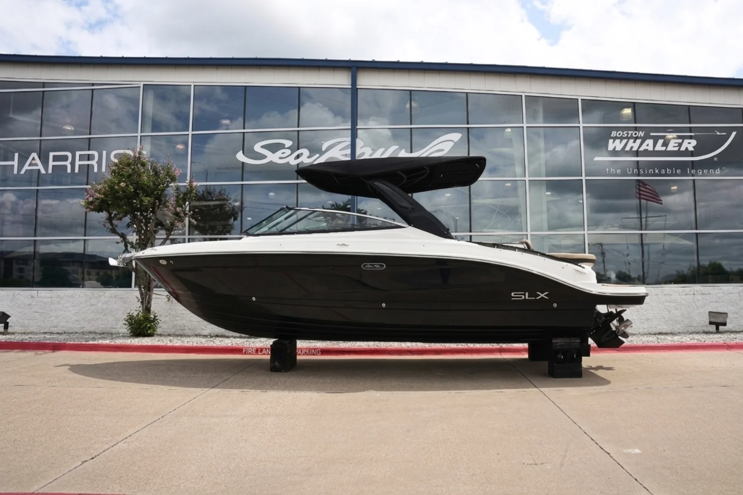 2026 Sea Ray SLX 280 Image Thumbnail #0