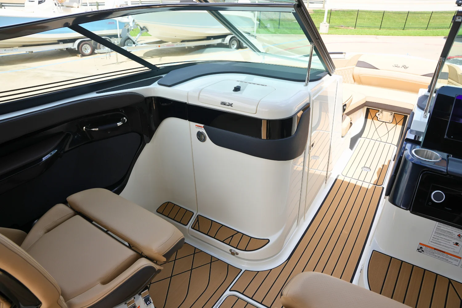 2026 Sea Ray SLX 280 Image Thumbnail #34