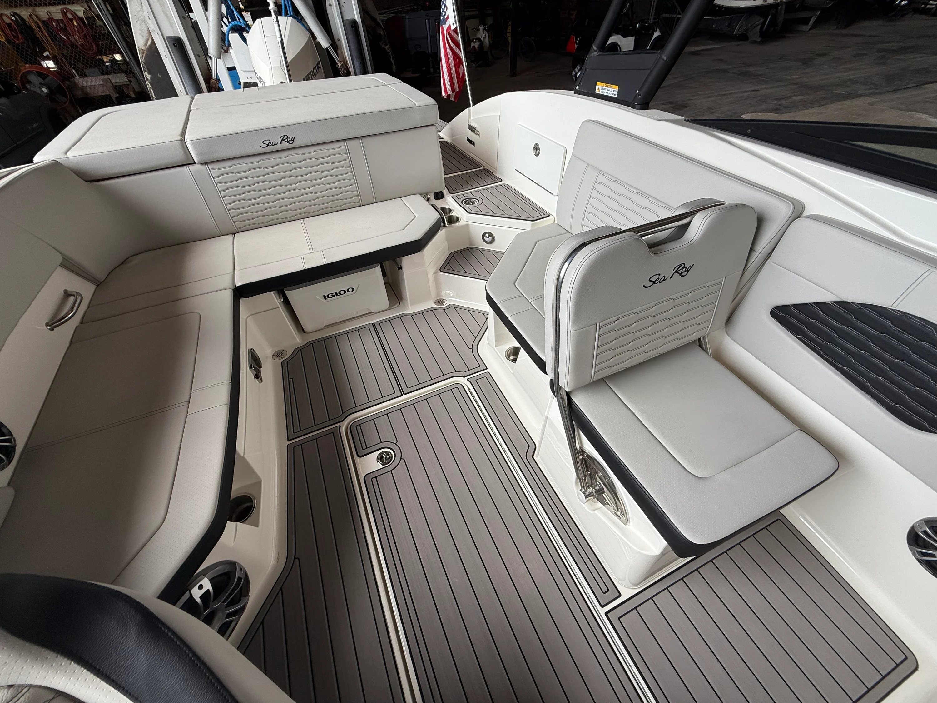 2023 Sea Ray 23 SPX OB Image Thumbnail #9