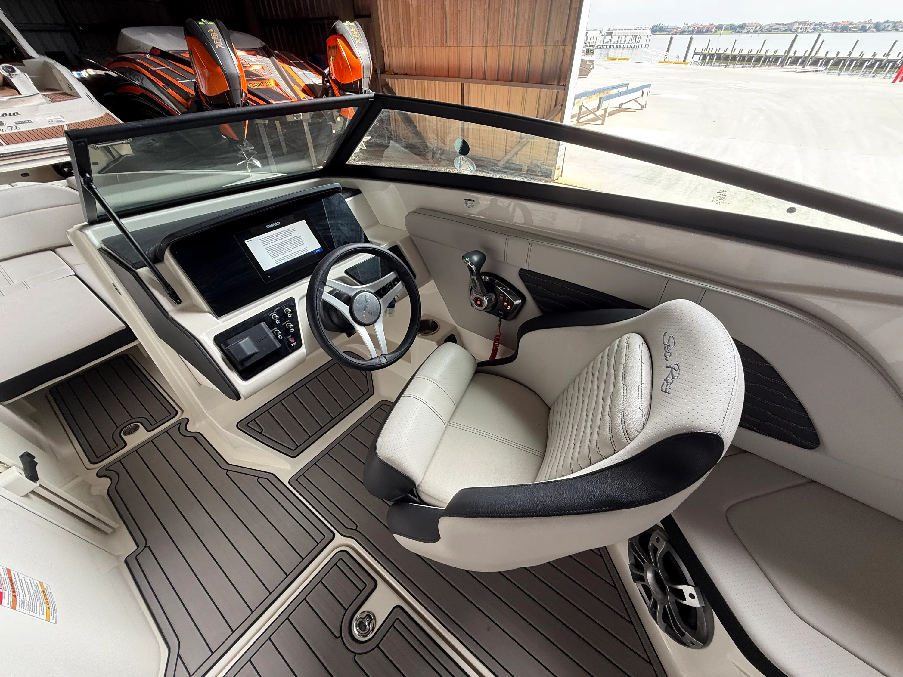 2023 Sea Ray 23 SPX OB Image Thumbnail #12