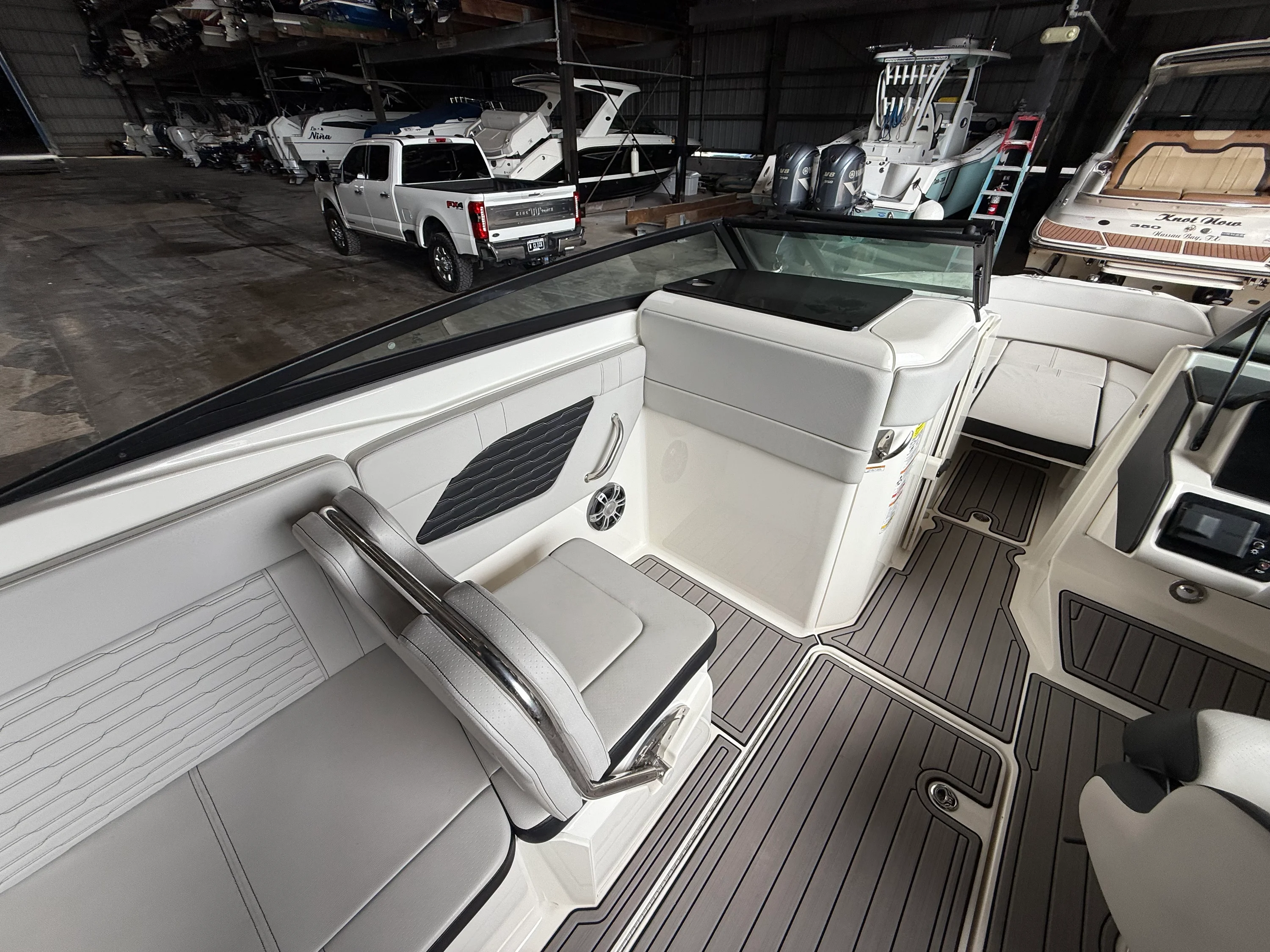 2023 Sea Ray 23 SPX OB Image Thumbnail #7