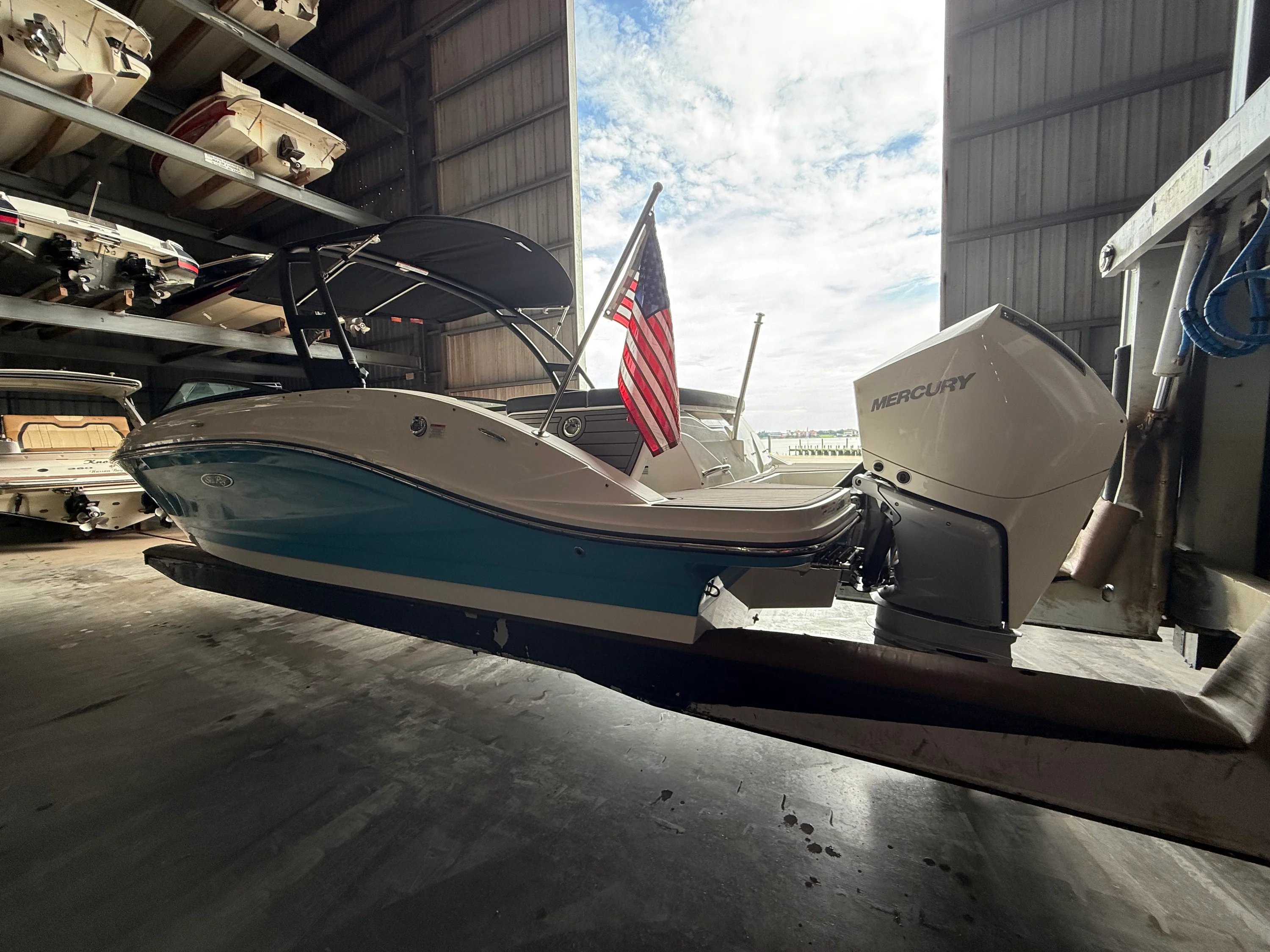 2023 Sea Ray 23 SPX OB Image Thumbnail #3