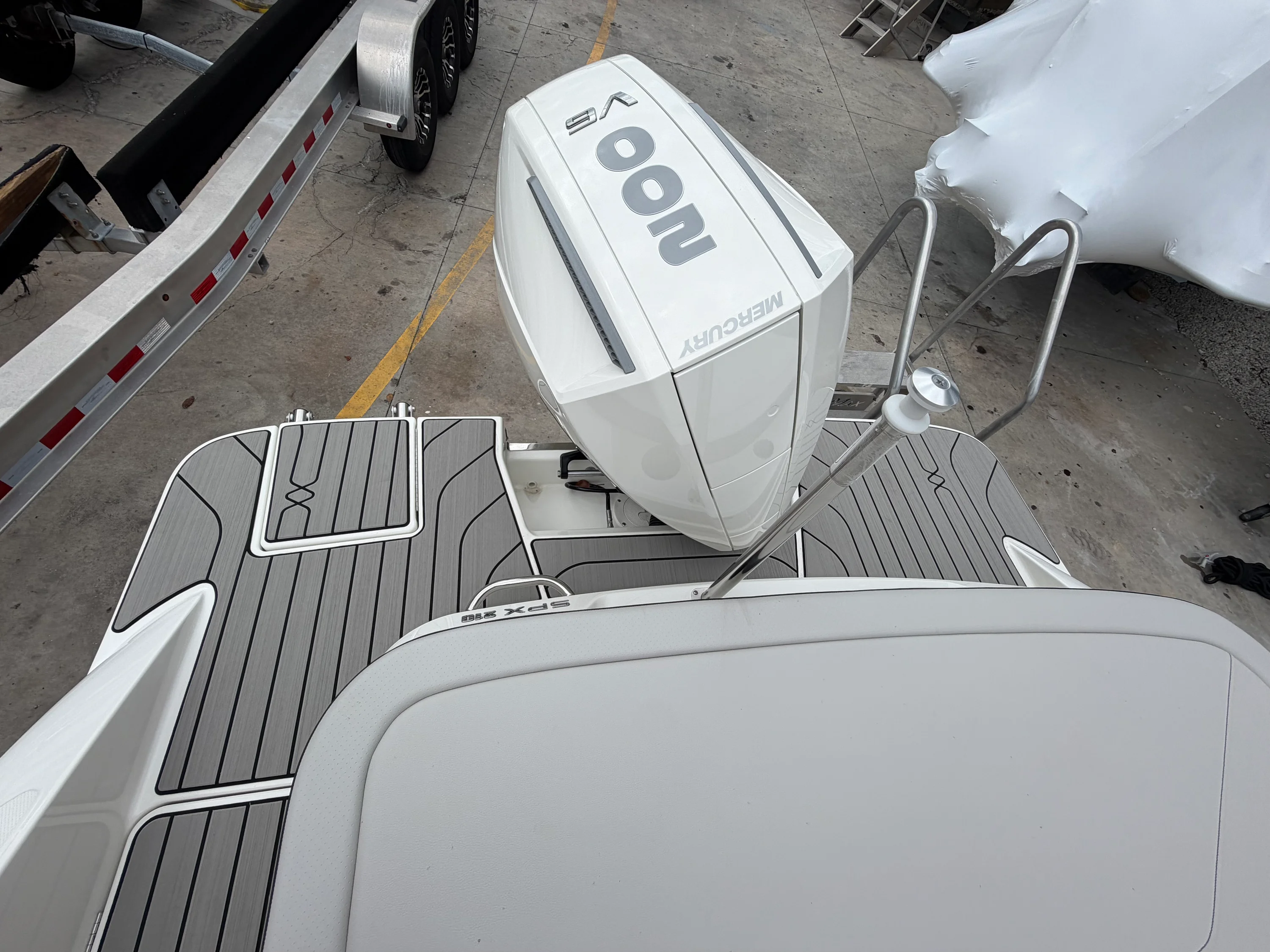 2026 Sea Ray SPX 210 Outboard Image Thumbnail #9