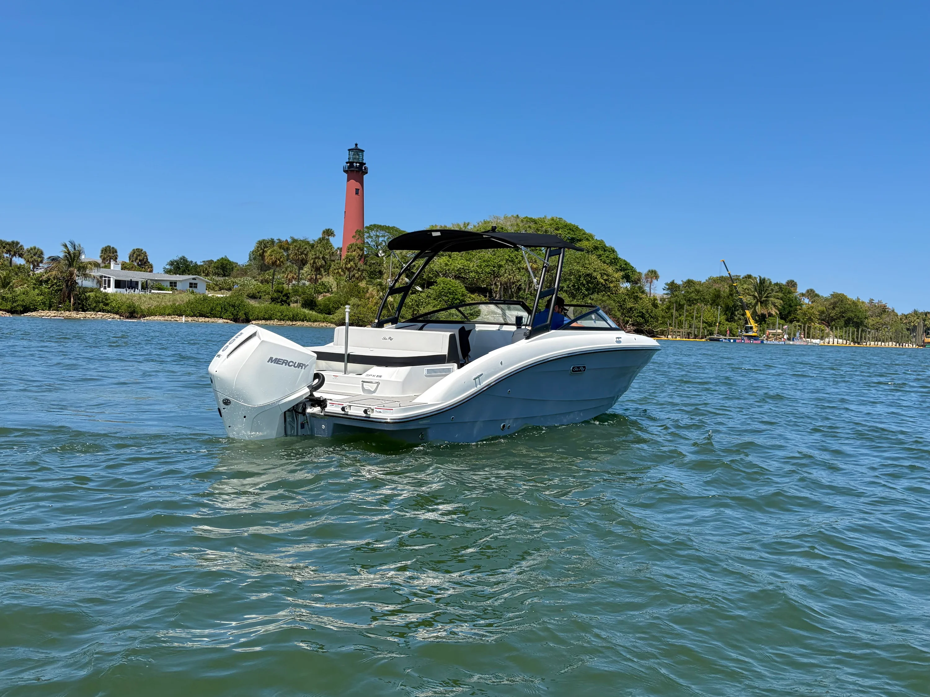 2026 Sea Ray SPX 210 Outboard Image Thumbnail #1