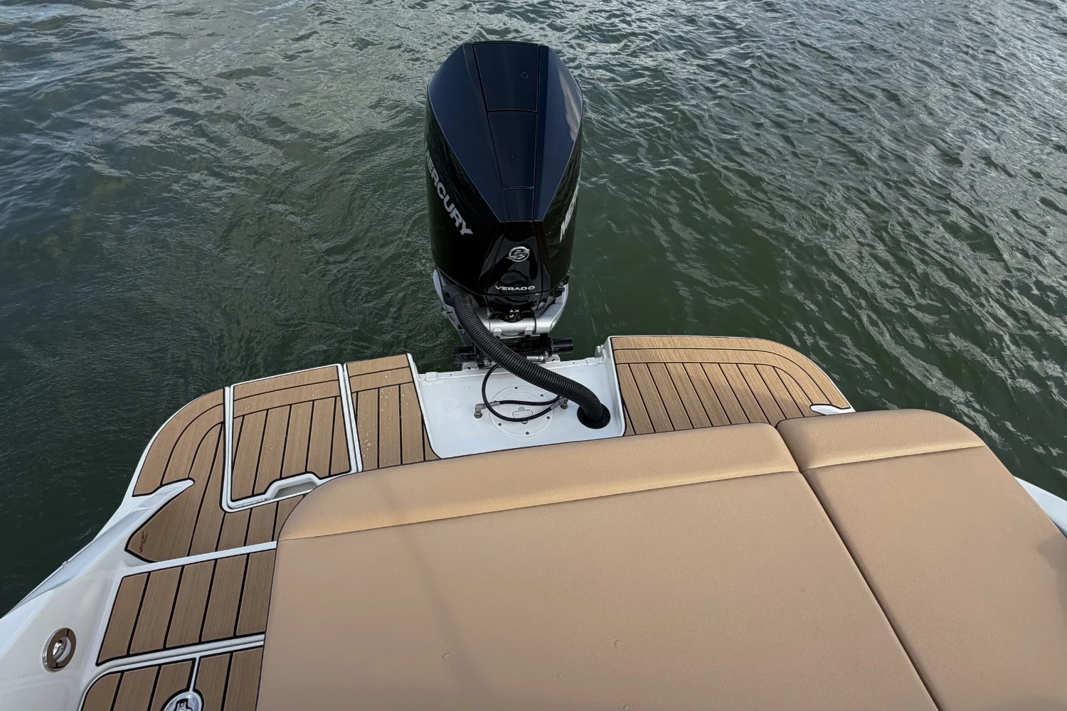2026 Sea Ray SDX 250 Outboard Image Thumbnail #22