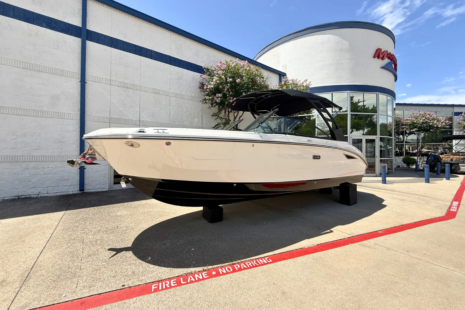 2026 Sea Ray SDX 270 Image Thumbnail #1